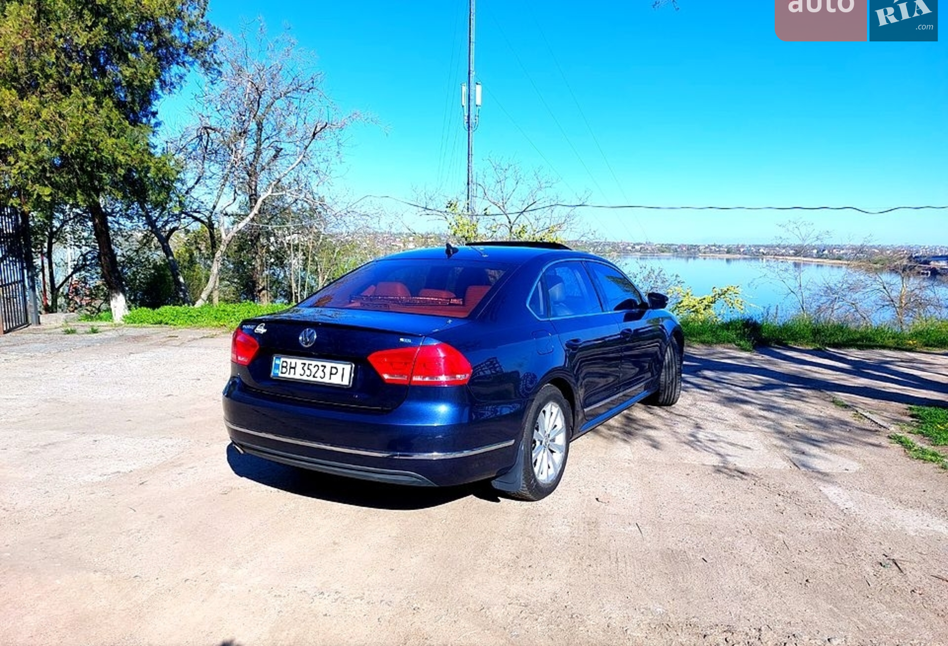 2012 Volkswagen Passat - мініатюра 2