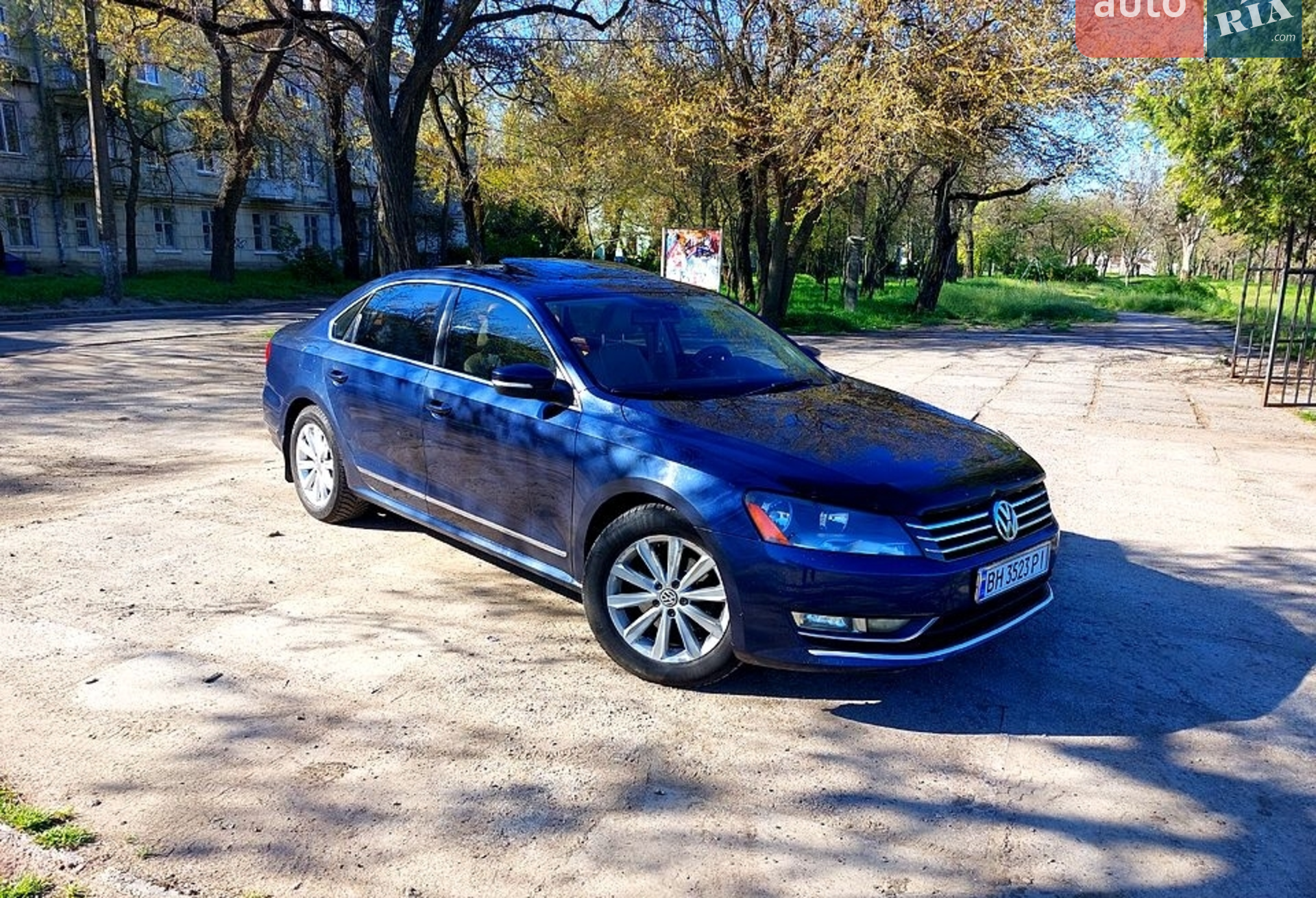 2012 Volkswagen Passat - мініатюра 4