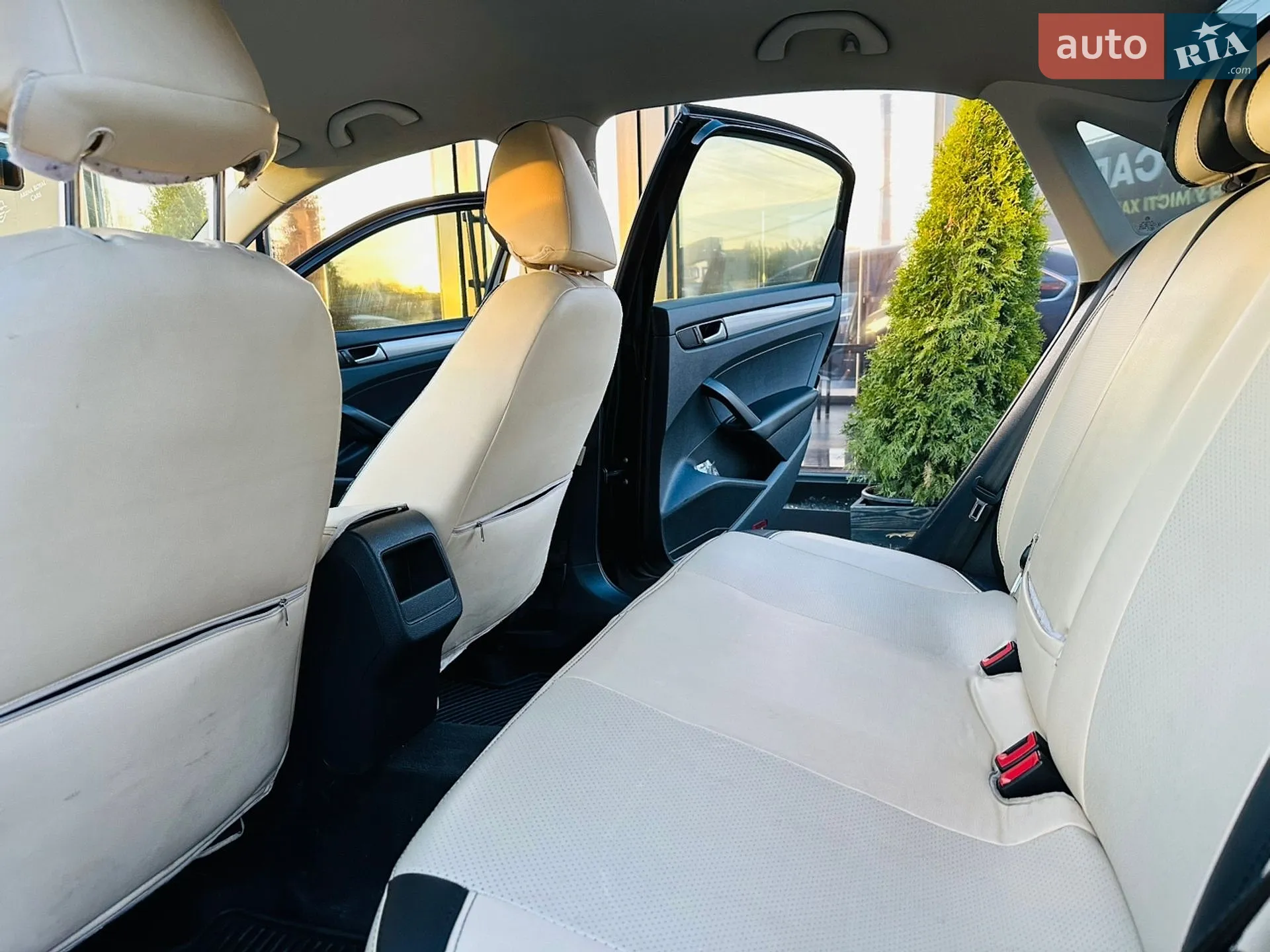 2015 Volkswagen Passat - мініатюра 16
