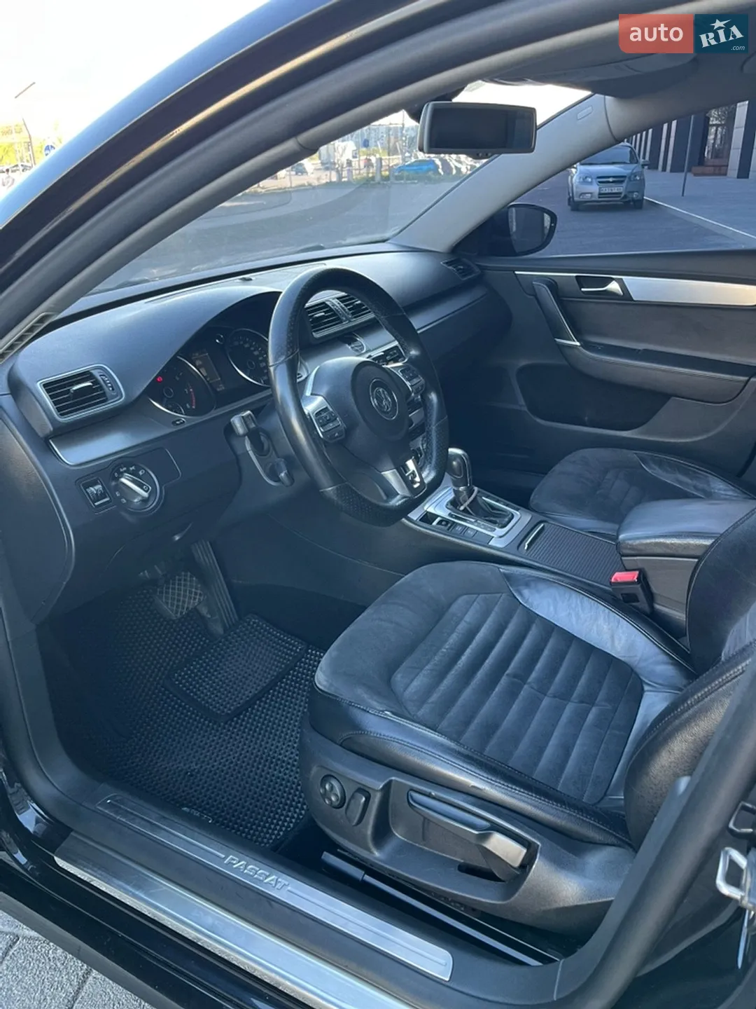 2012 Volkswagen Passat - мініатюра 13