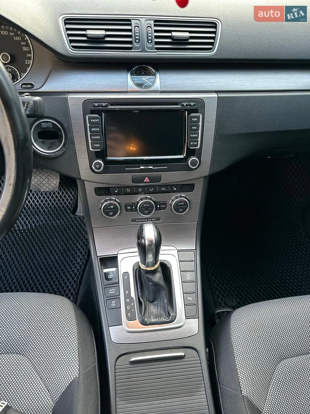 2013 Volkswagen Passat - мініатюра 21