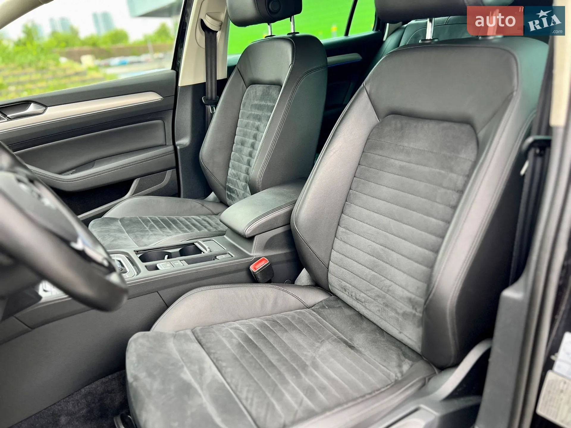 2017 Volkswagen Passat - мініатюра 25