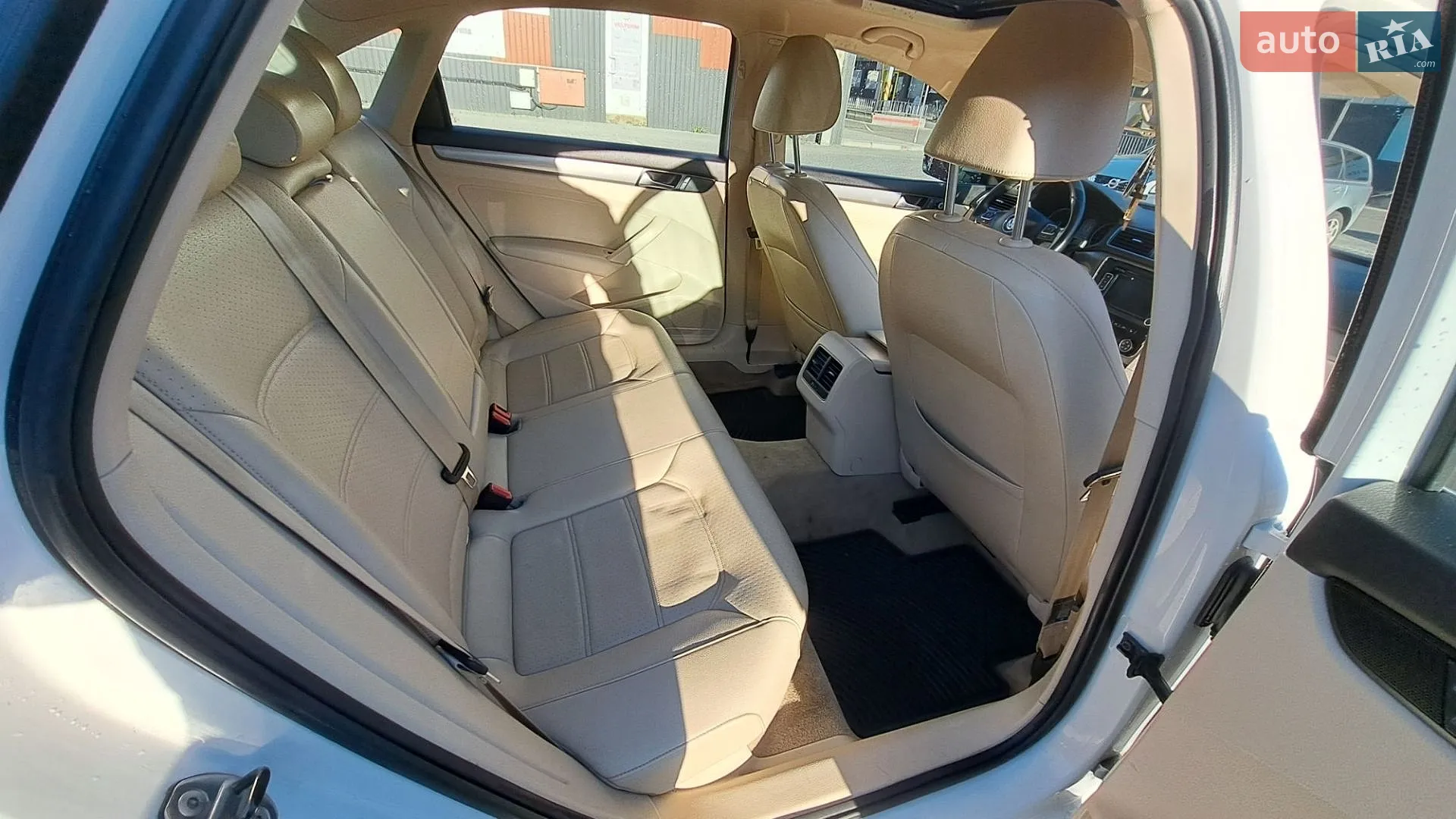 2013 Volkswagen Passat - мініатюра 8