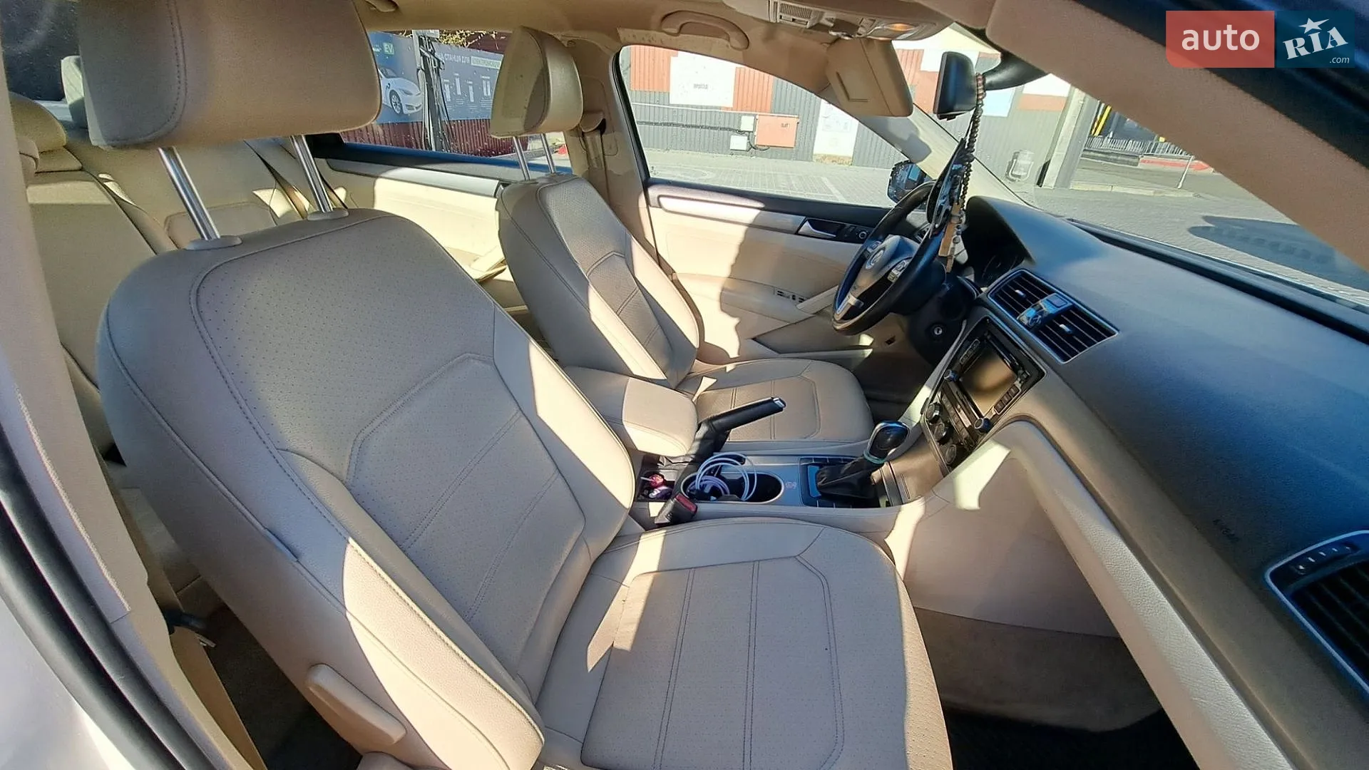 2013 Volkswagen Passat - мініатюра 6