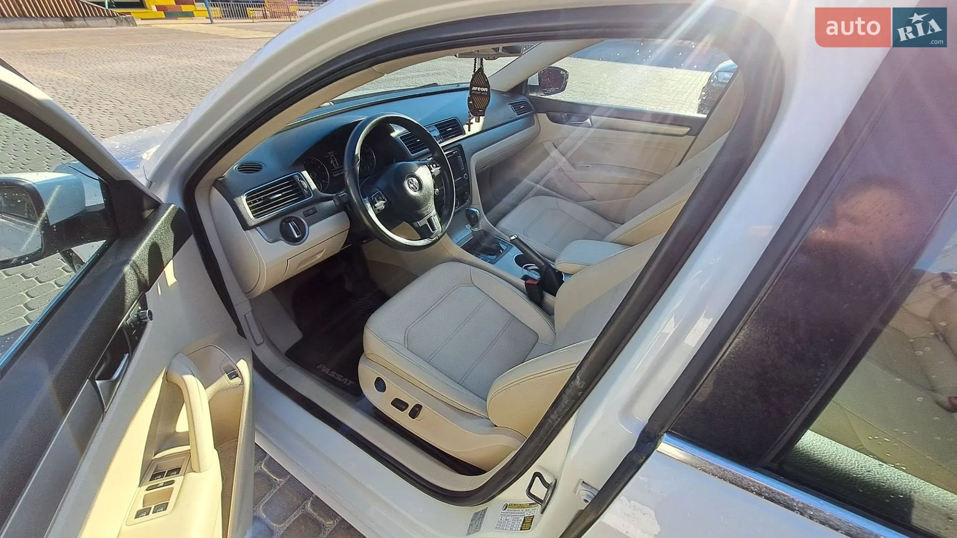 2013 Volkswagen Passat - мініатюра 4