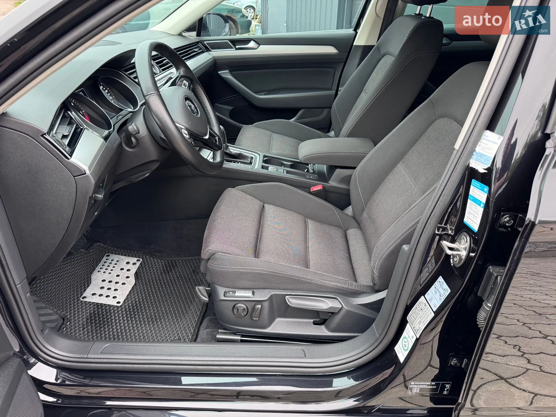 2017 Volkswagen Passat - мініатюра 20