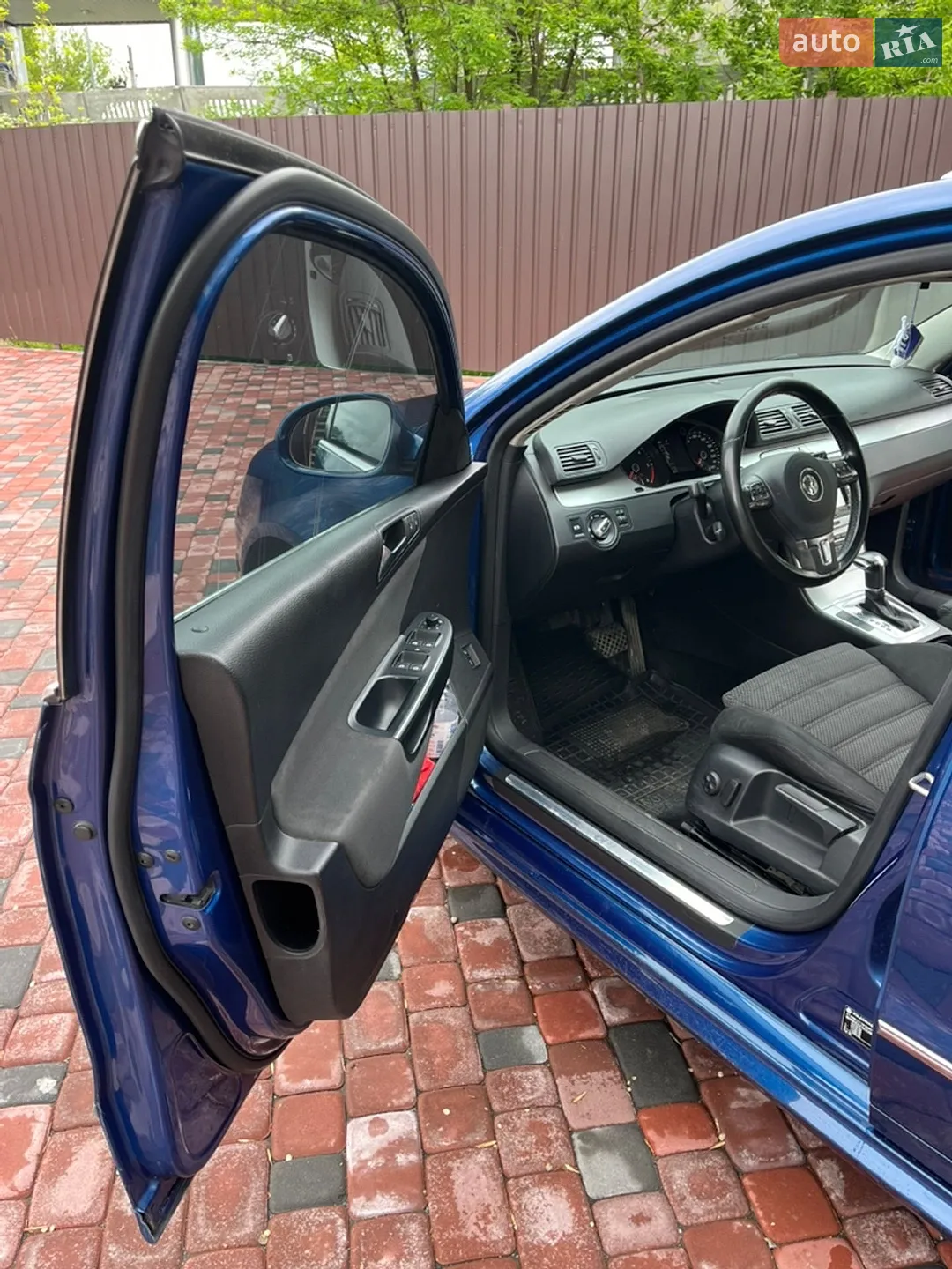 2010 Volkswagen Passat - мініатюра 13