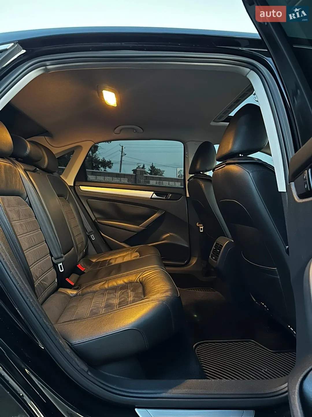 2014 Volkswagen Passat - мініатюра 24
