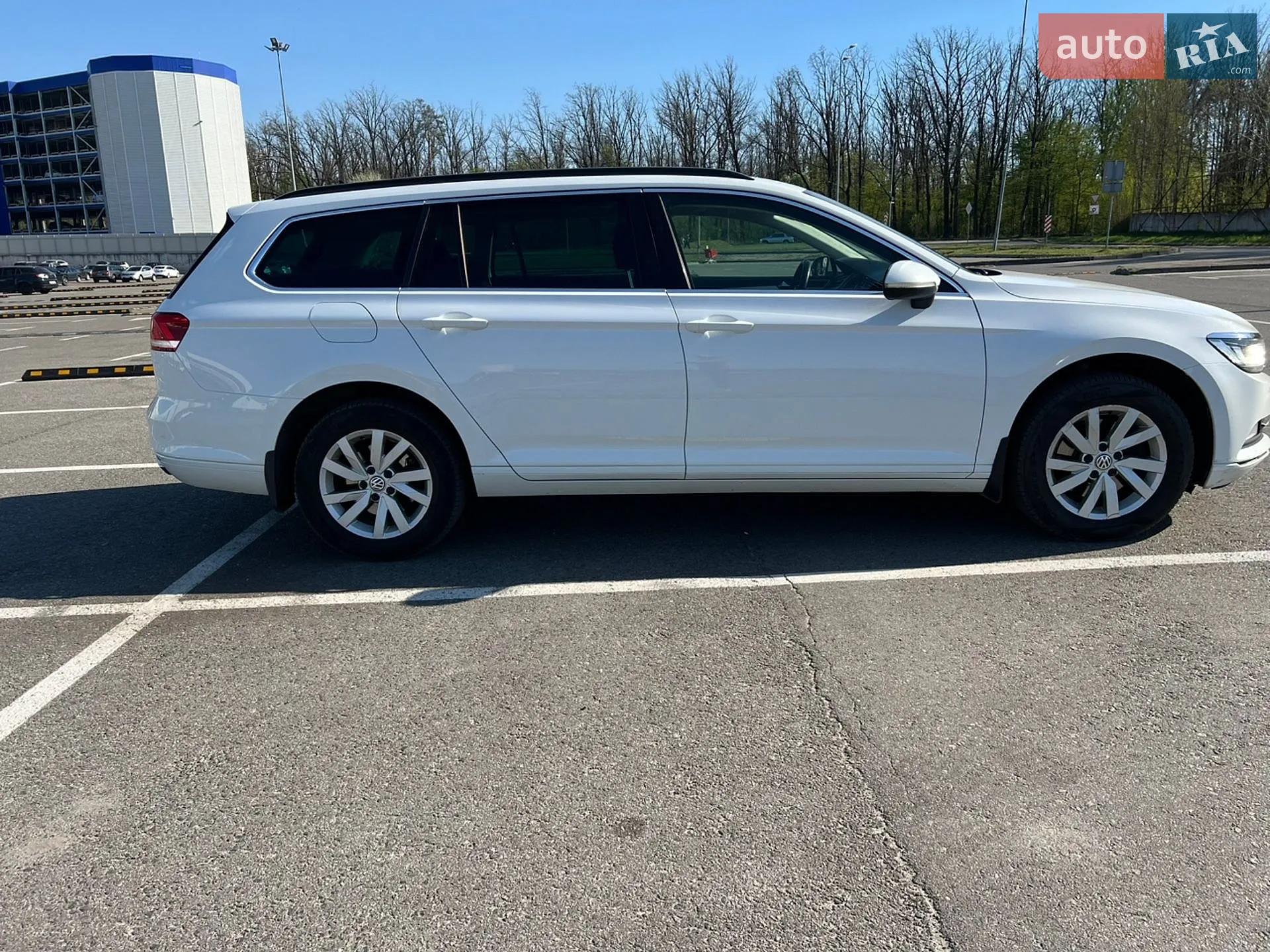 2017 Volkswagen Passat - мініатюра 6