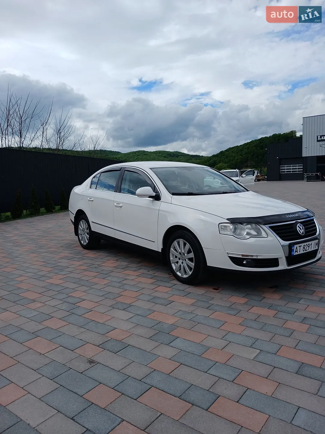 2010 Volkswagen Passat - мініатюра 11