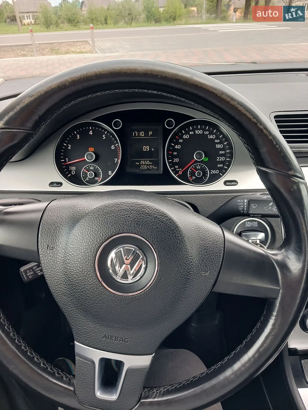 2010 Volkswagen Passat - мініатюра 16