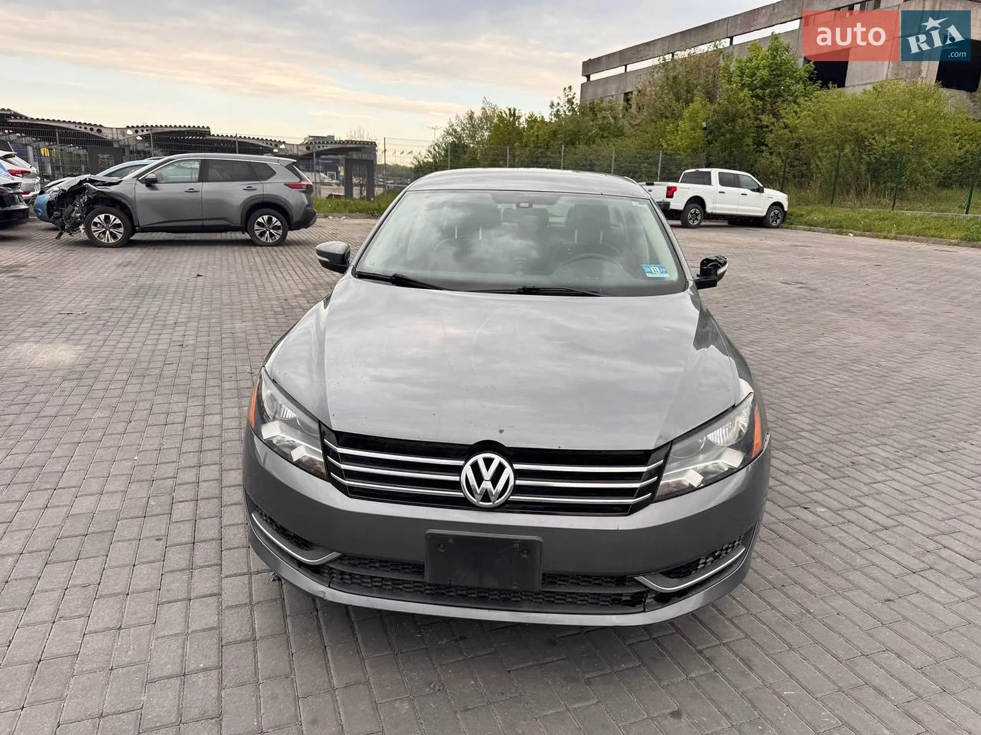 2014 Volkswagen Passat - мініатюра 2