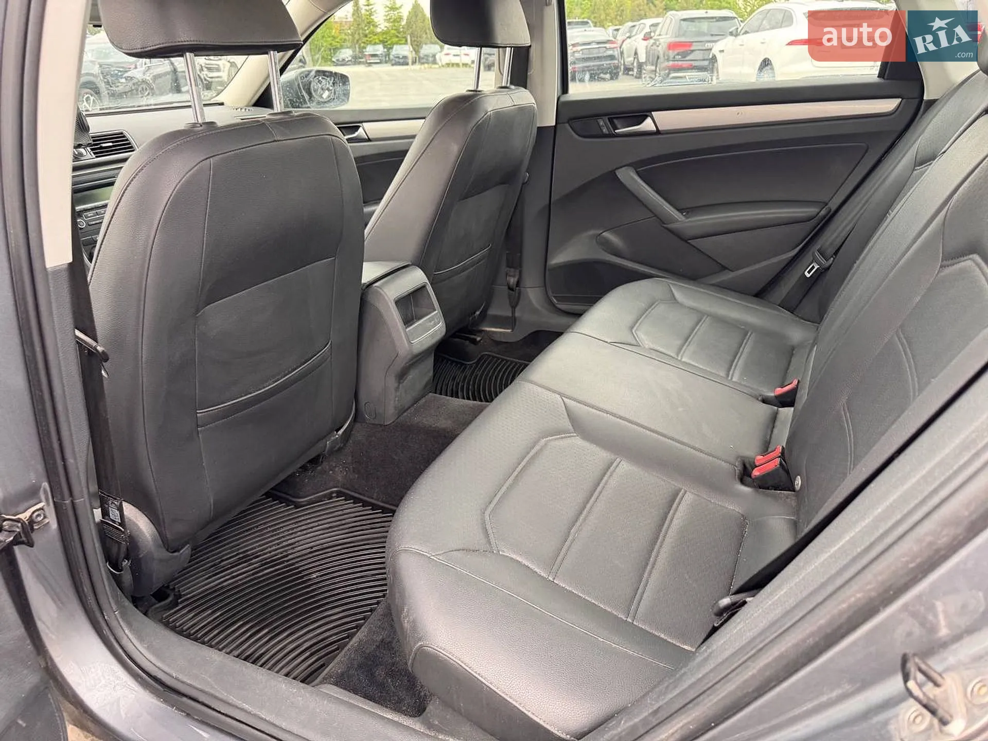 2014 Volkswagen Passat - мініатюра 17