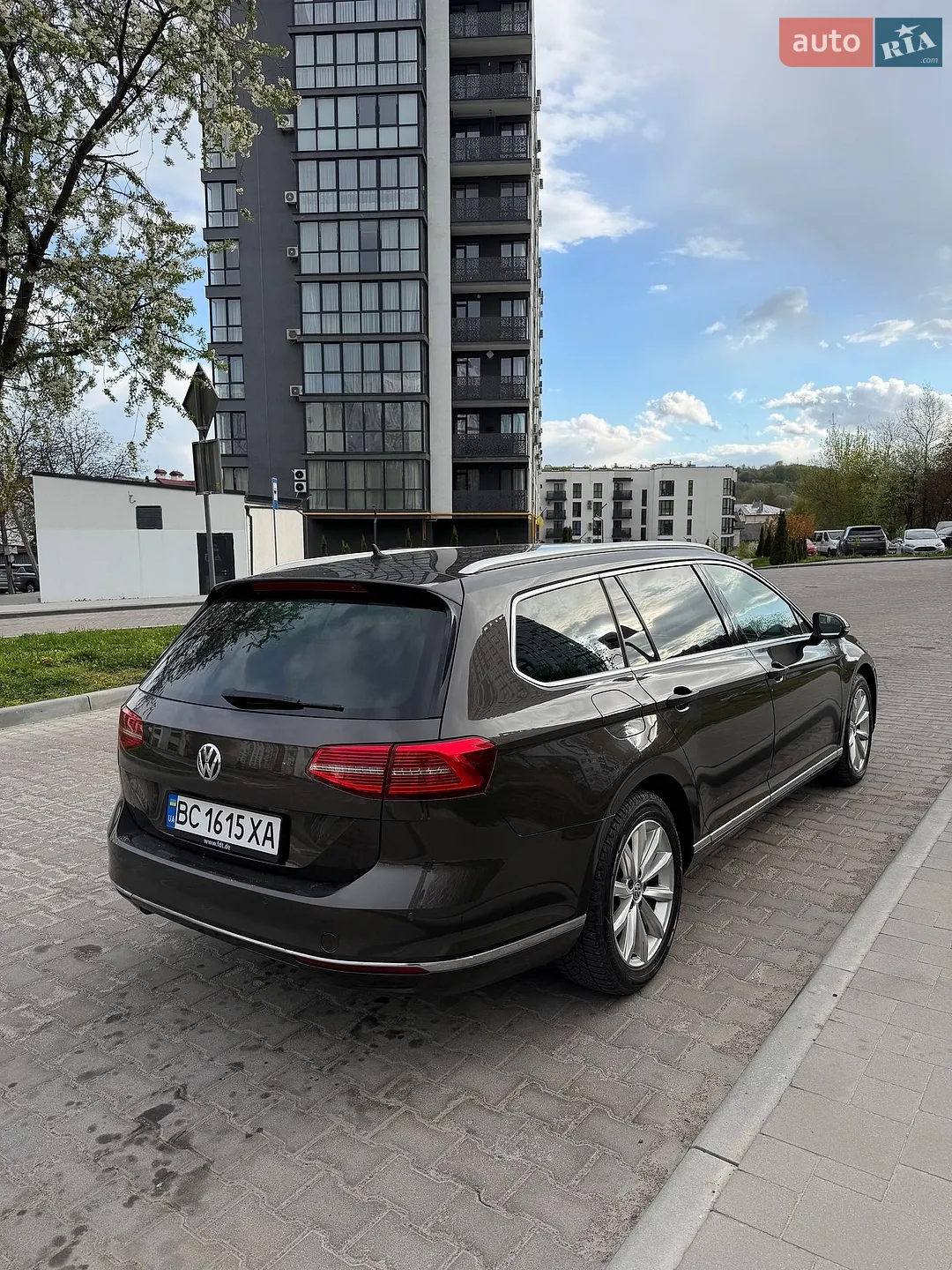 2017 Volkswagen Passat - мініатюра 3