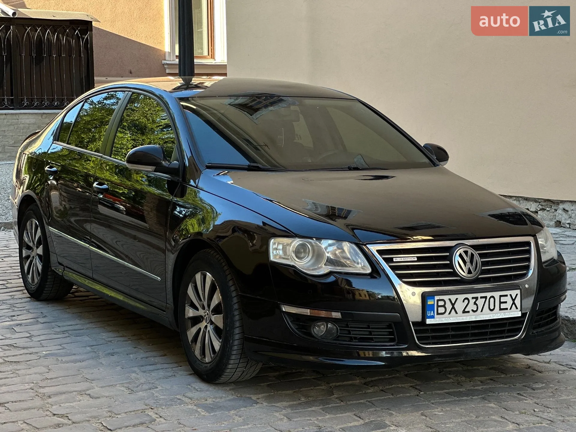 2010 Volkswagen Passat - фото 1