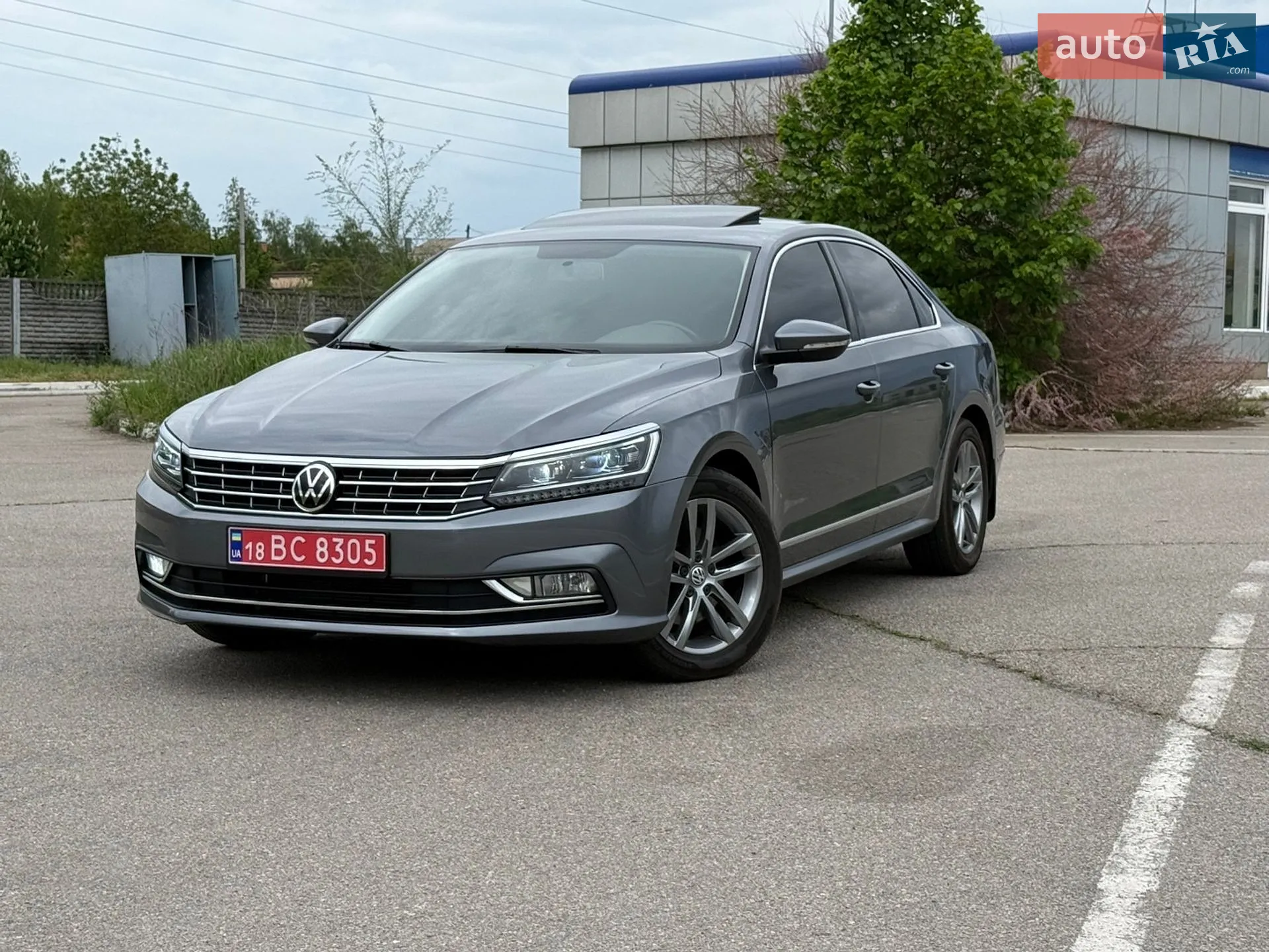 2018 Volkswagen Passat - фото 1