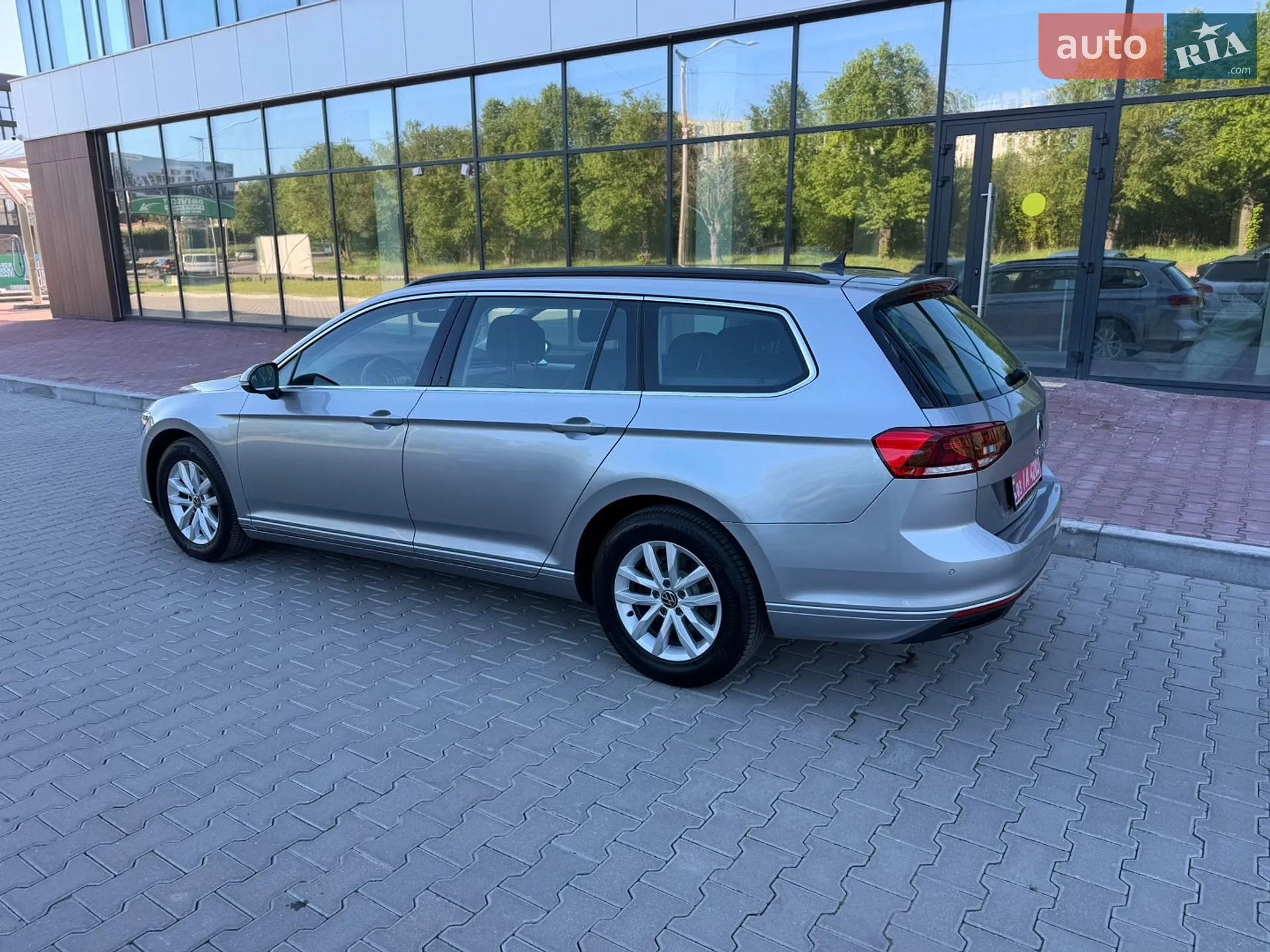 2023 Volkswagen Passat - мініатюра 3
