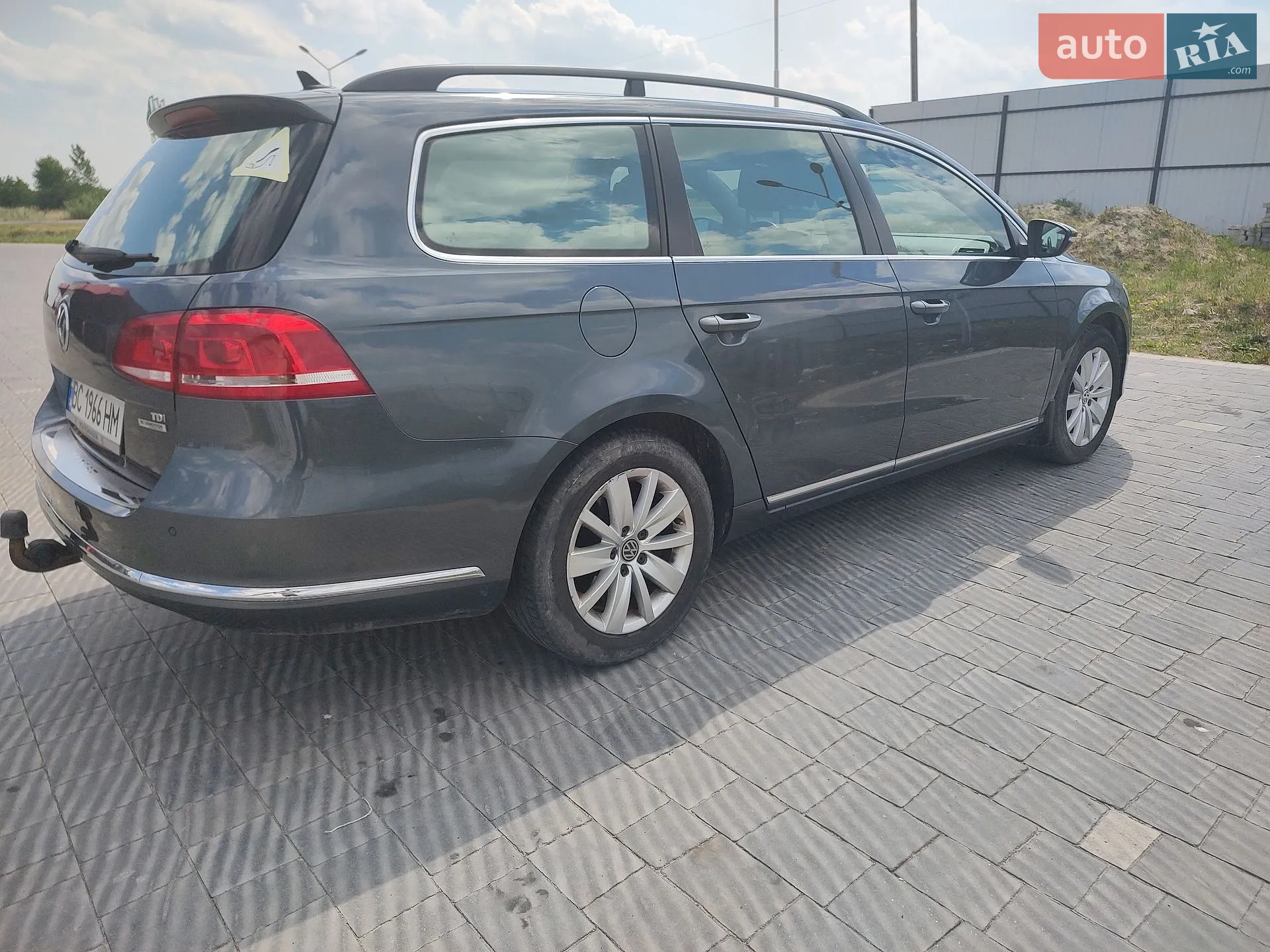2011 Volkswagen Passat - мініатюра 16