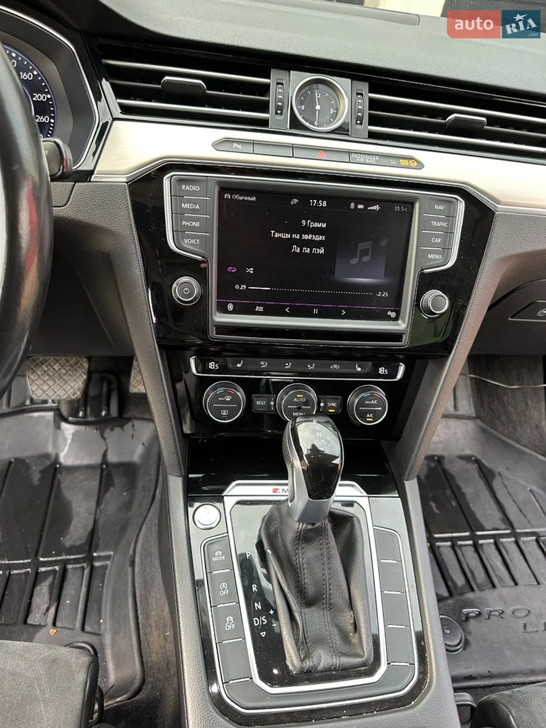 2016 Volkswagen Passat - мініатюра 14