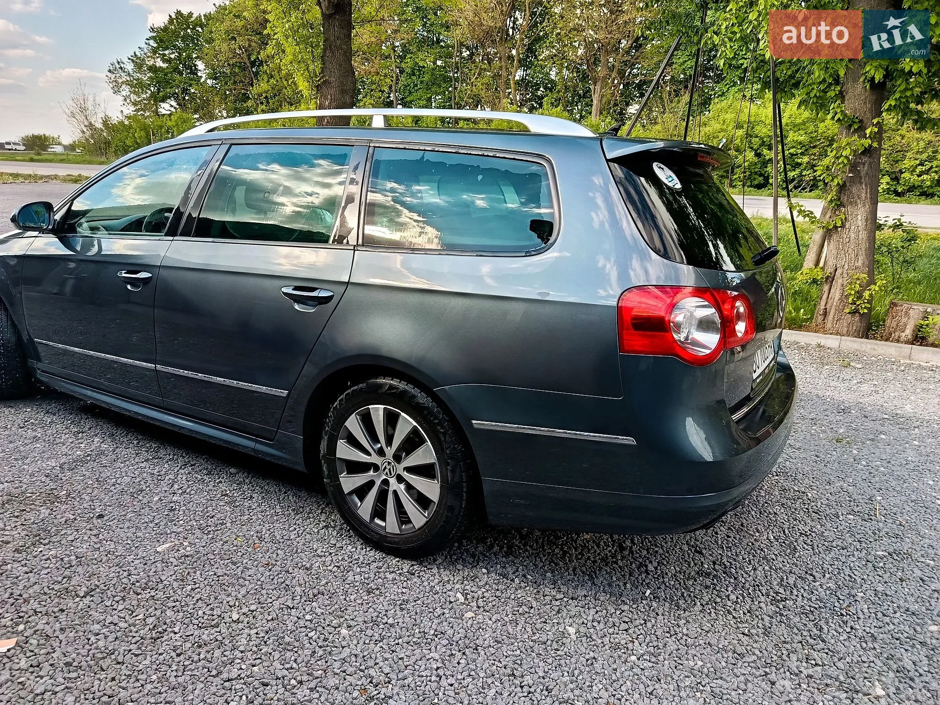 2010 Volkswagen Passat - мініатюра 11