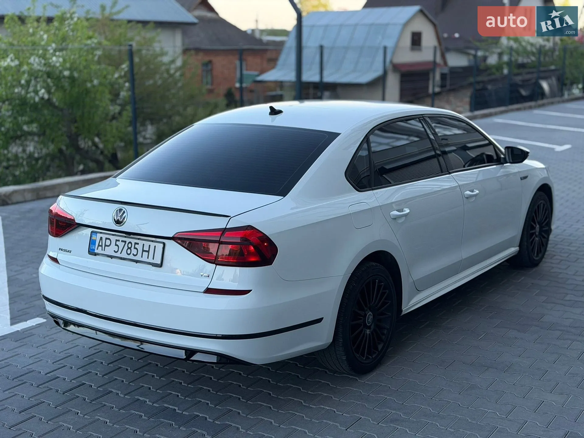 2017 Volkswagen Passat - мініатюра 13
