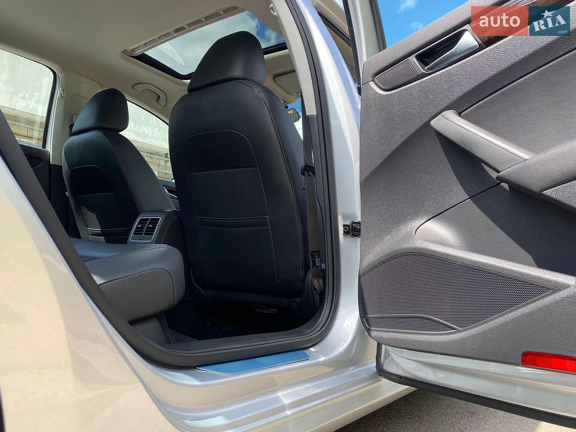 2015 Volkswagen Passat - мініатюра 27