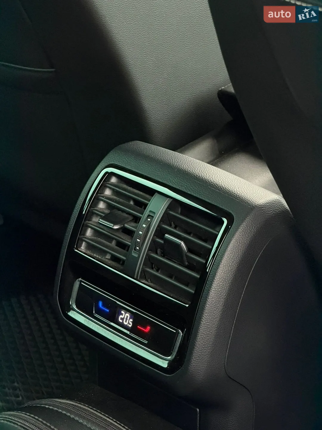 2022 Volkswagen Passat - мініатюра 47