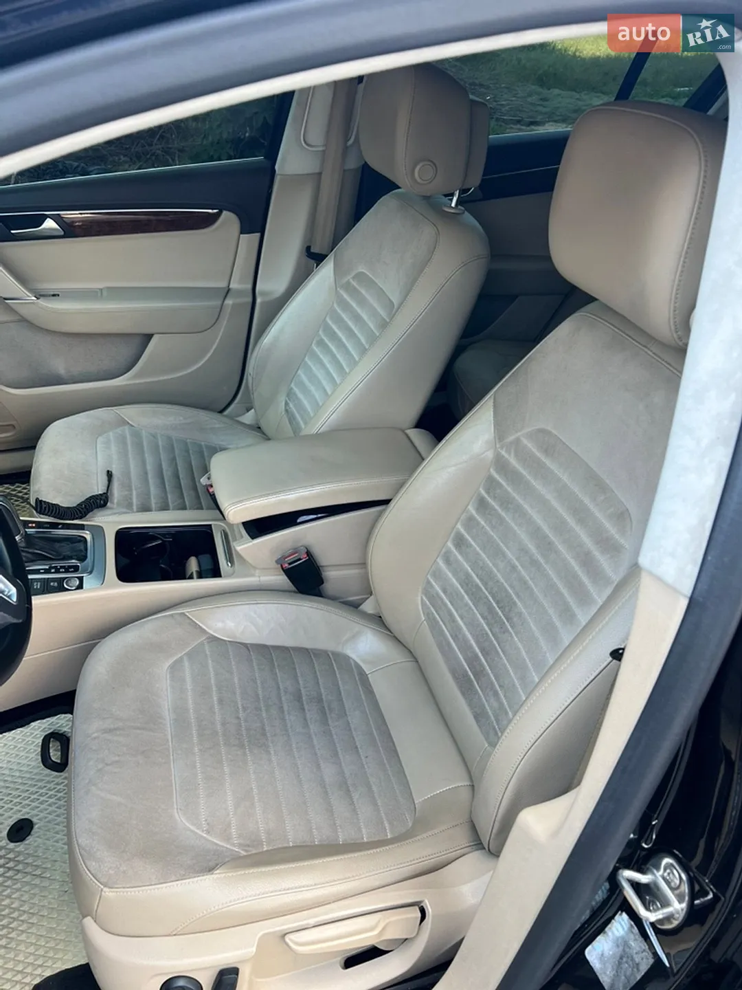 2010 Volkswagen Passat - мініатюра 8