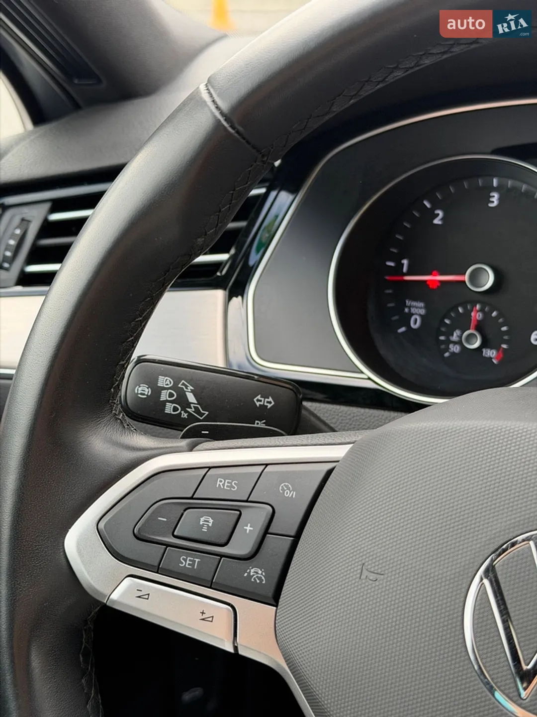 2022 Volkswagen Passat - мініатюра 28