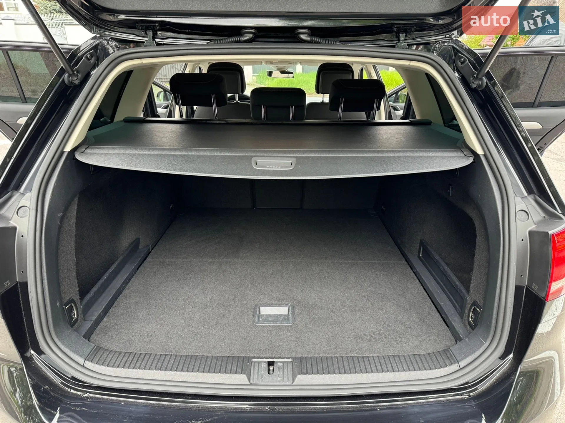 2015 Volkswagen Passat - мініатюра 42