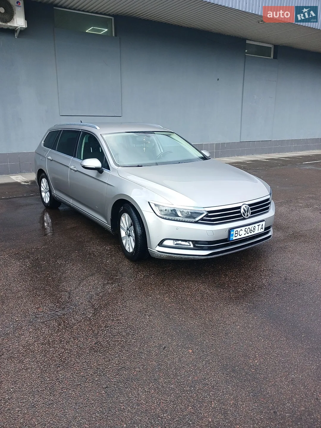 2015 Volkswagen Passat - мініатюра 2