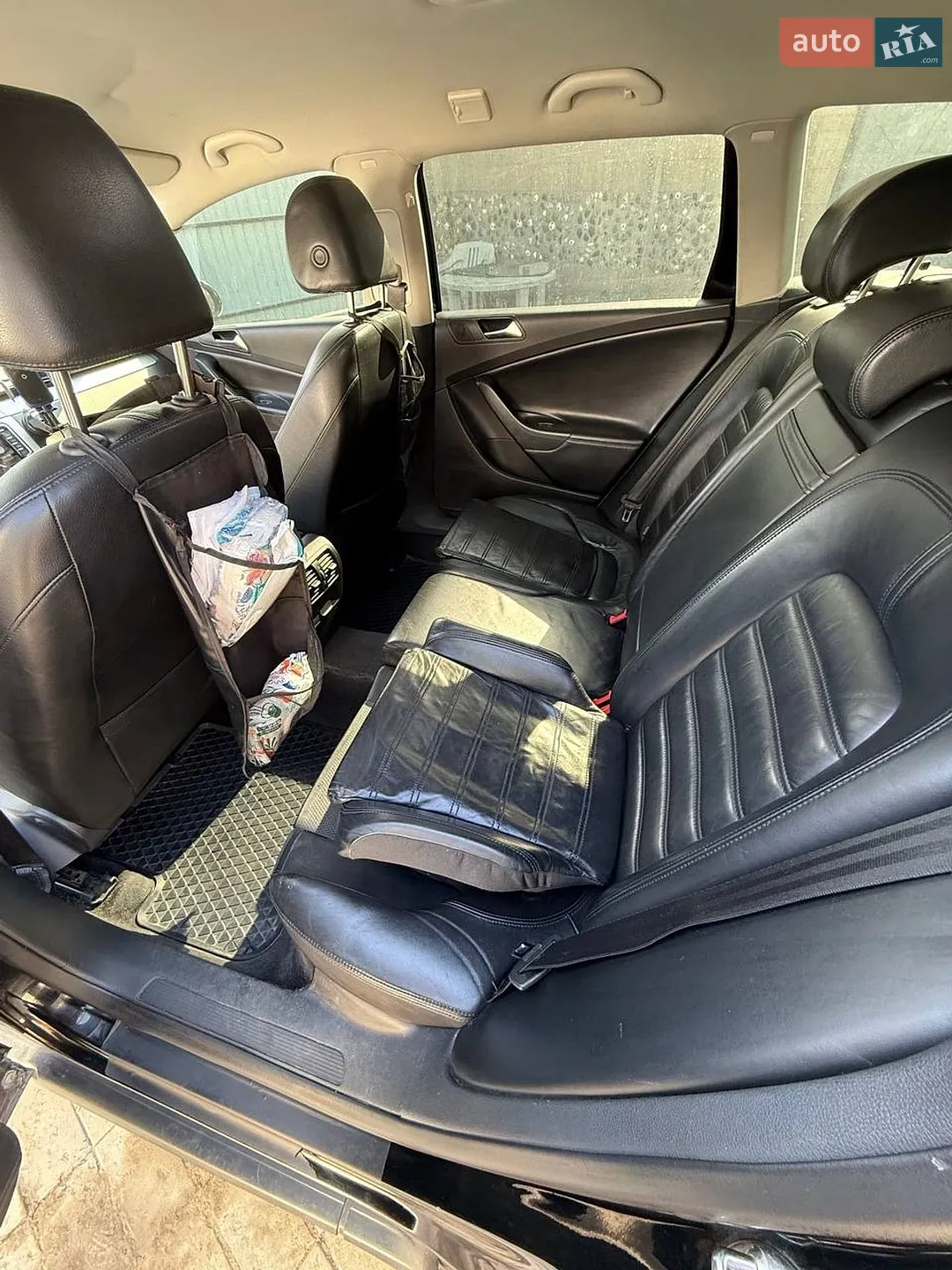 2010 Volkswagen Passat - мініатюра 3