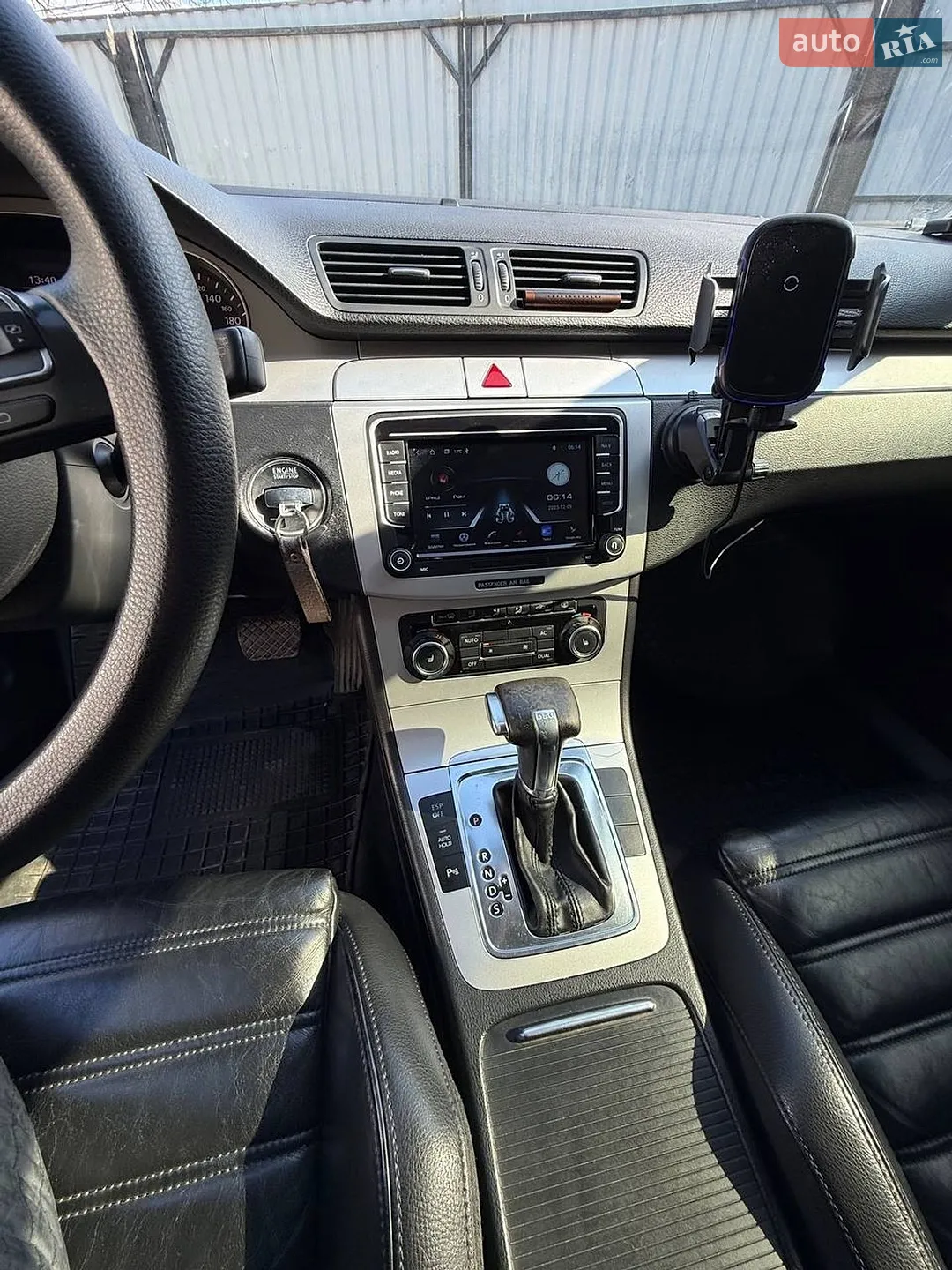 2010 Volkswagen Passat - мініатюра 8