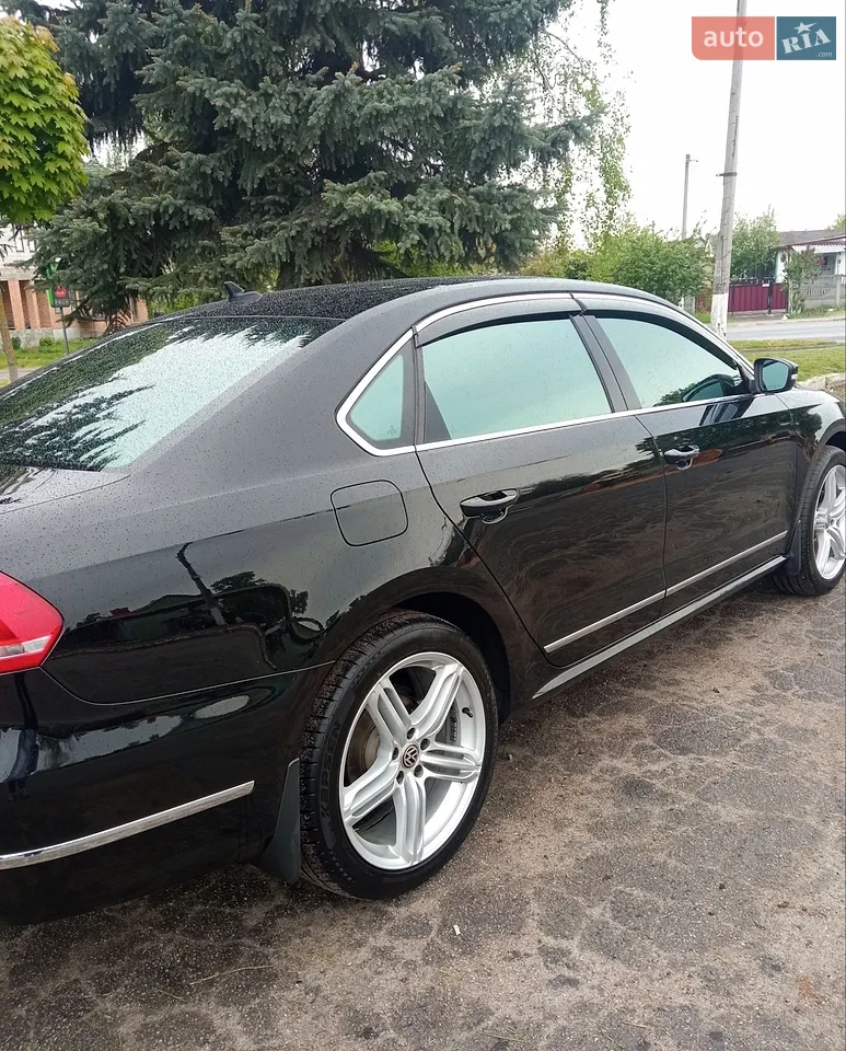 2015 Volkswagen Passat - мініатюра 28