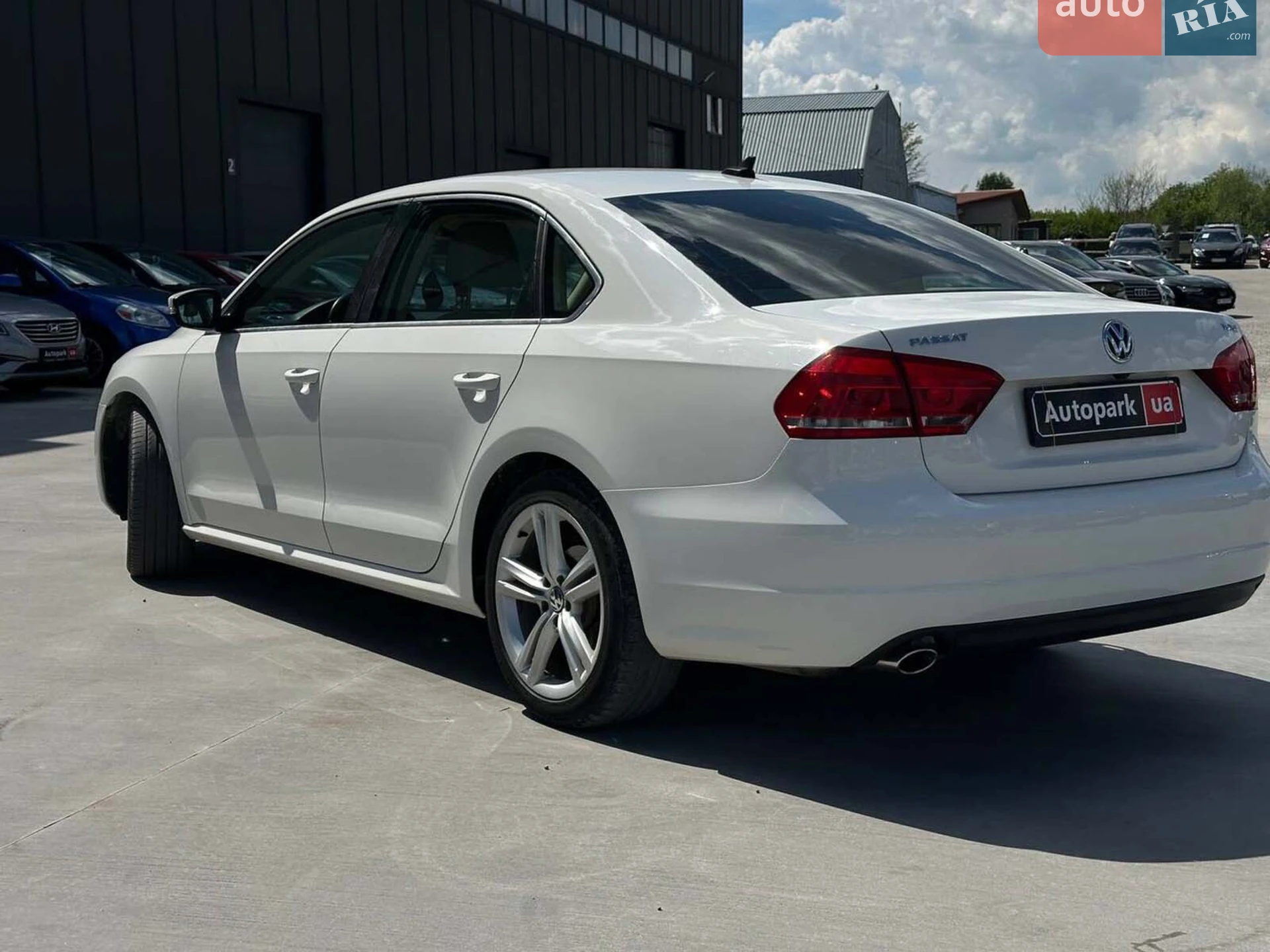 2013 Volkswagen Passat - мініатюра 9