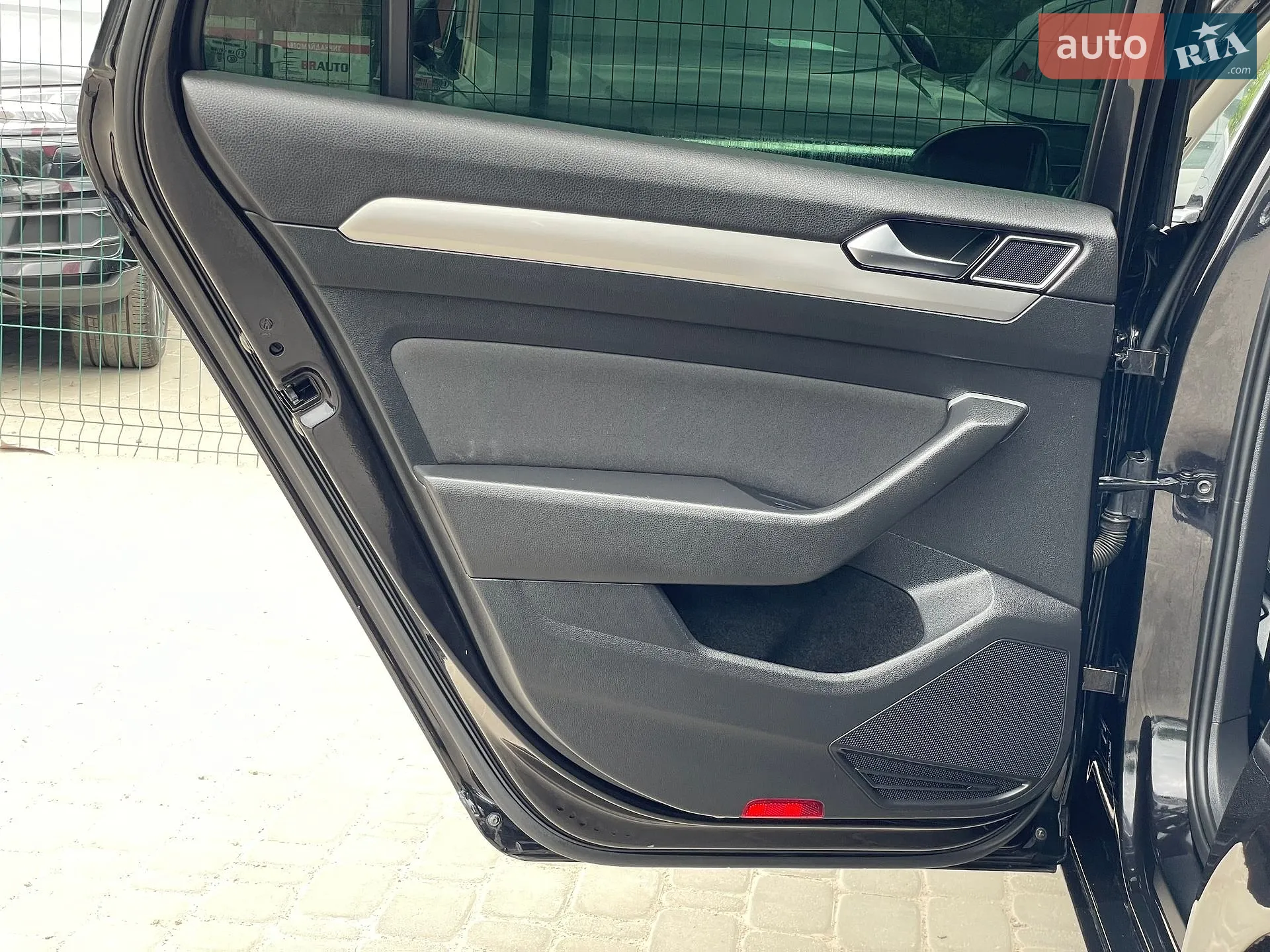 2015 Volkswagen Passat - мініатюра 25