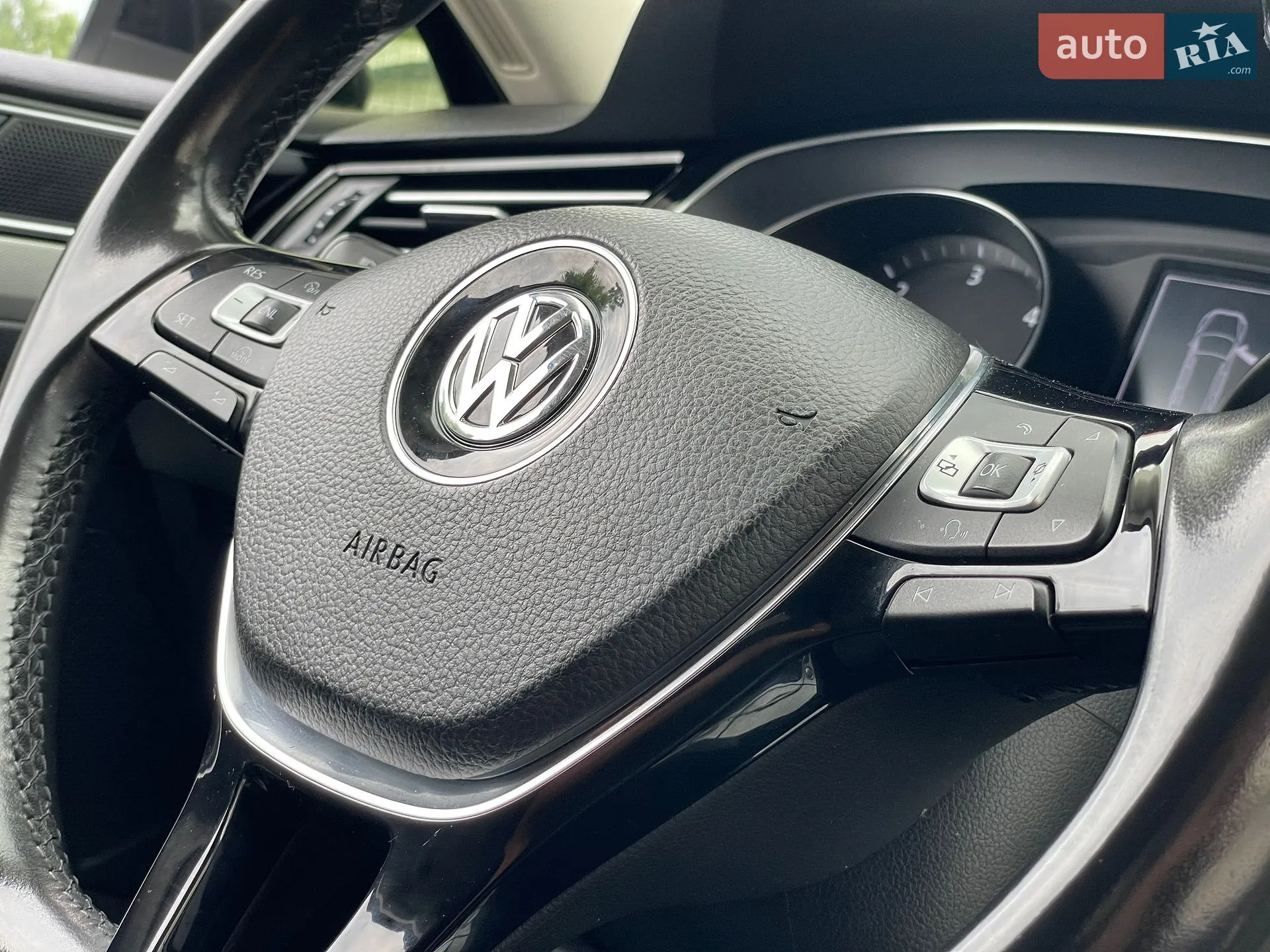 2015 Volkswagen Passat - мініатюра 40
