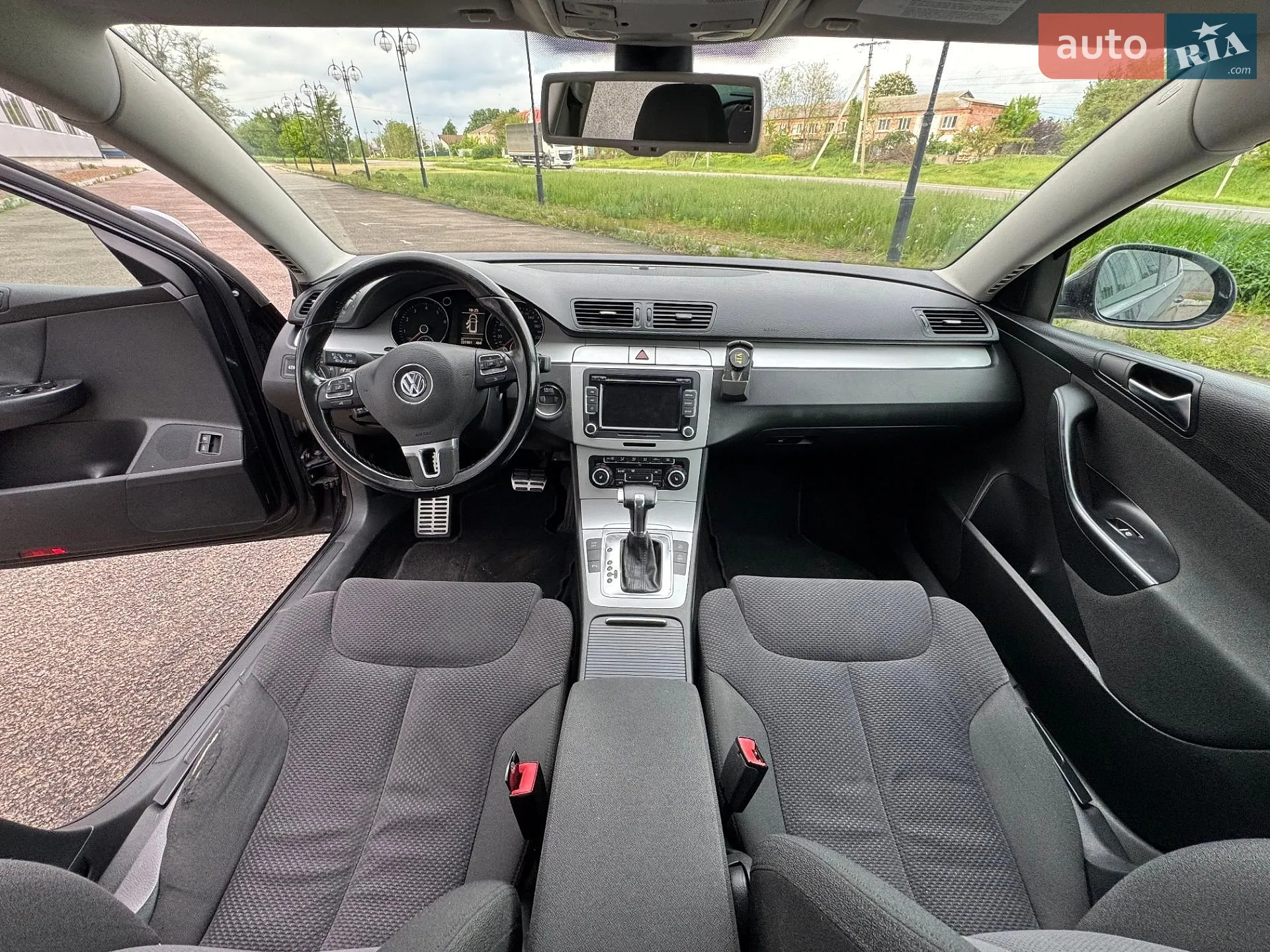 2010 Volkswagen Passat - мініатюра 4