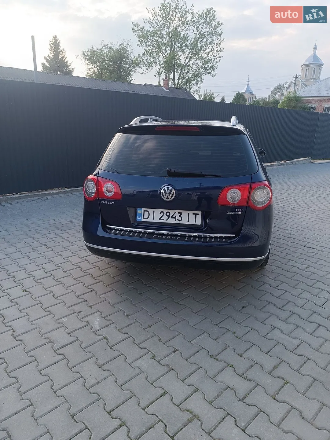 2010 Volkswagen Passat - мініатюра 8
