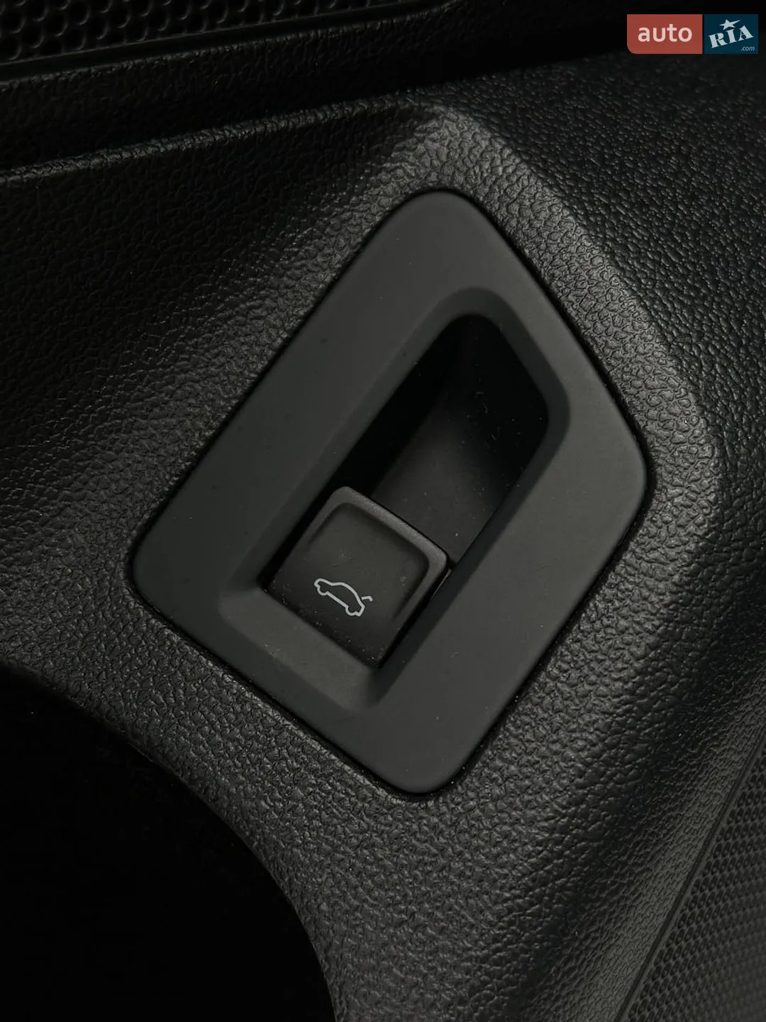 2018 Volkswagen Passat - мініатюра 24