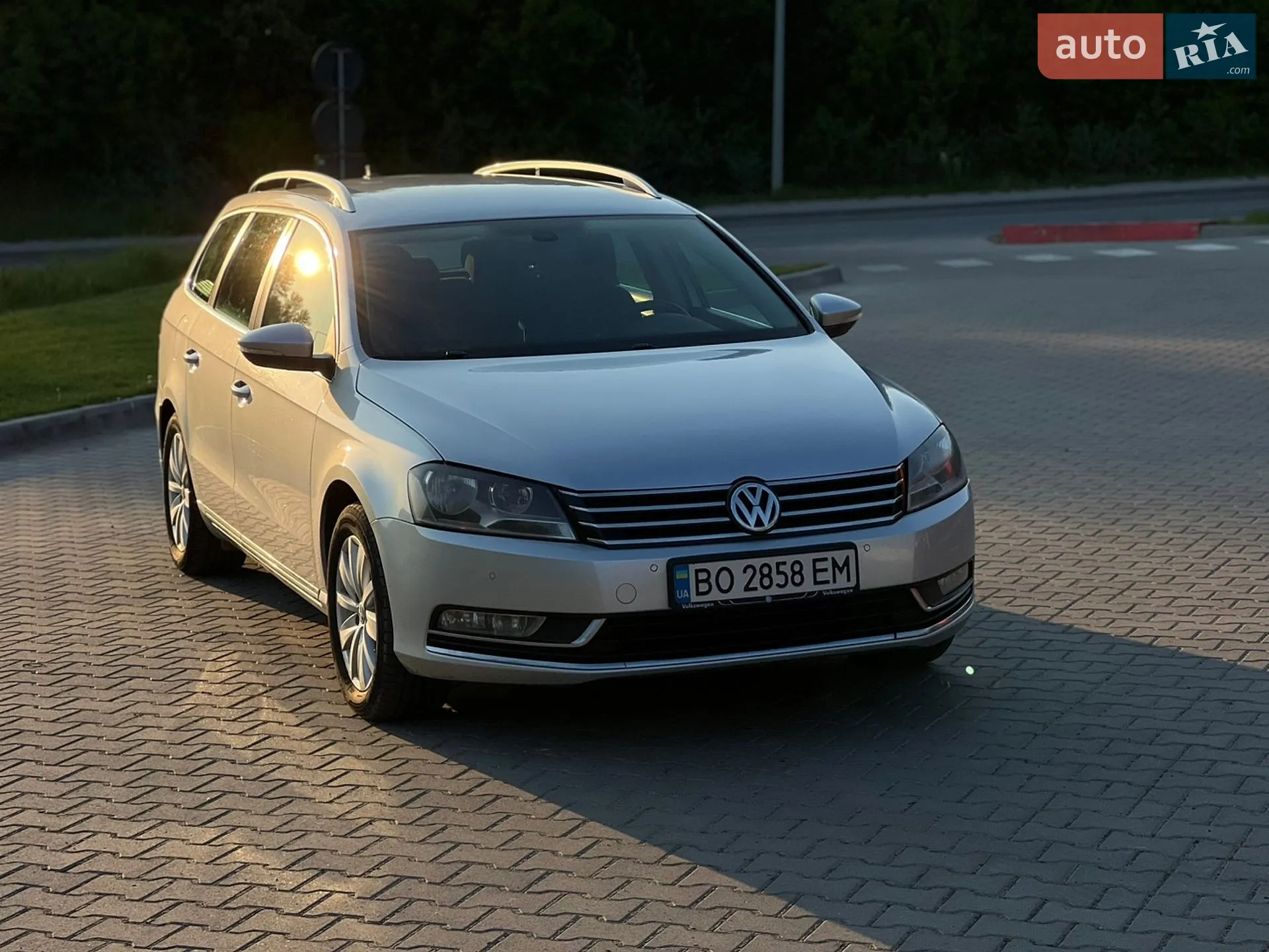 2014 Volkswagen Passat - мініатюра 2