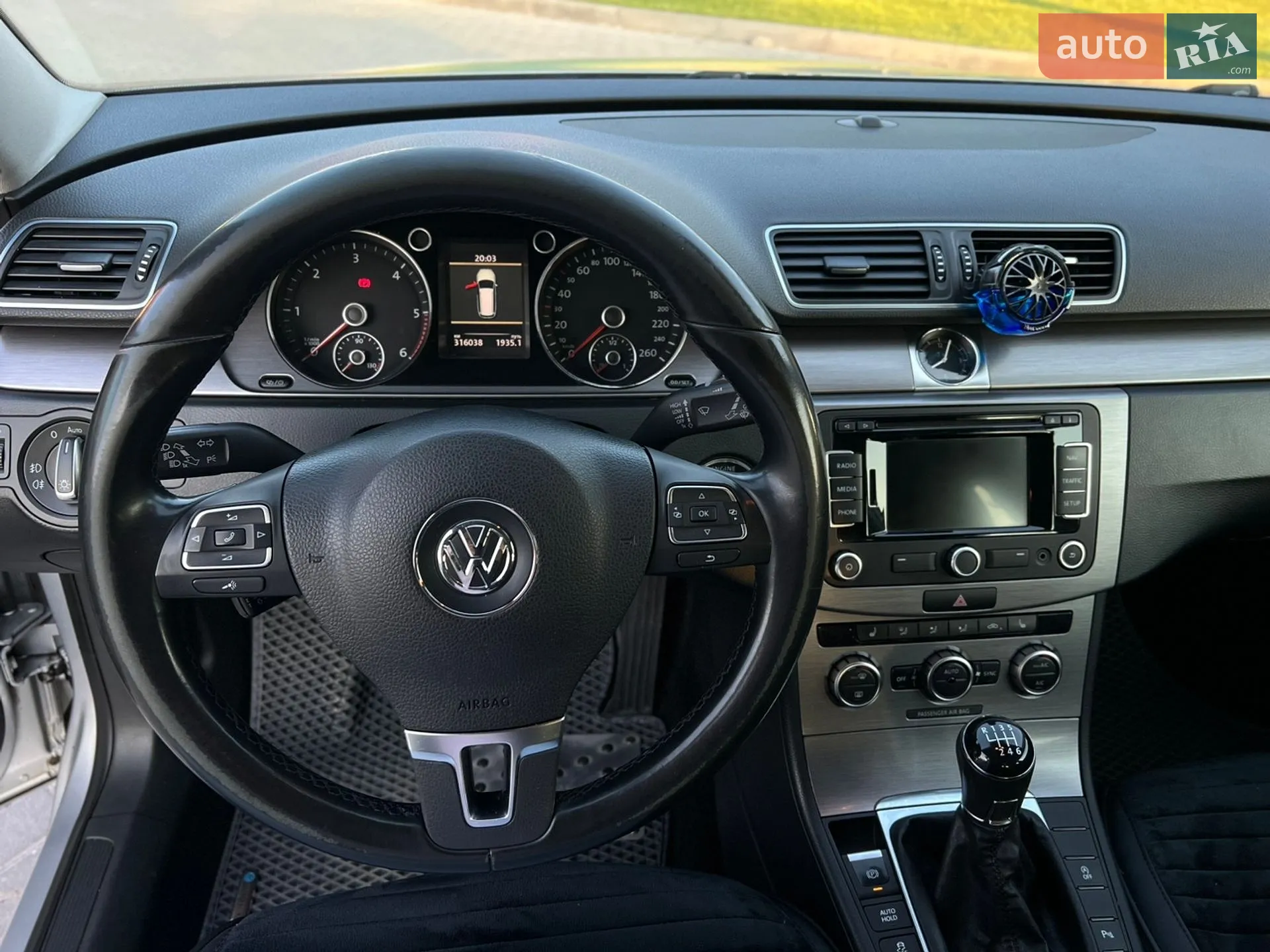 2014 Volkswagen Passat - мініатюра 28