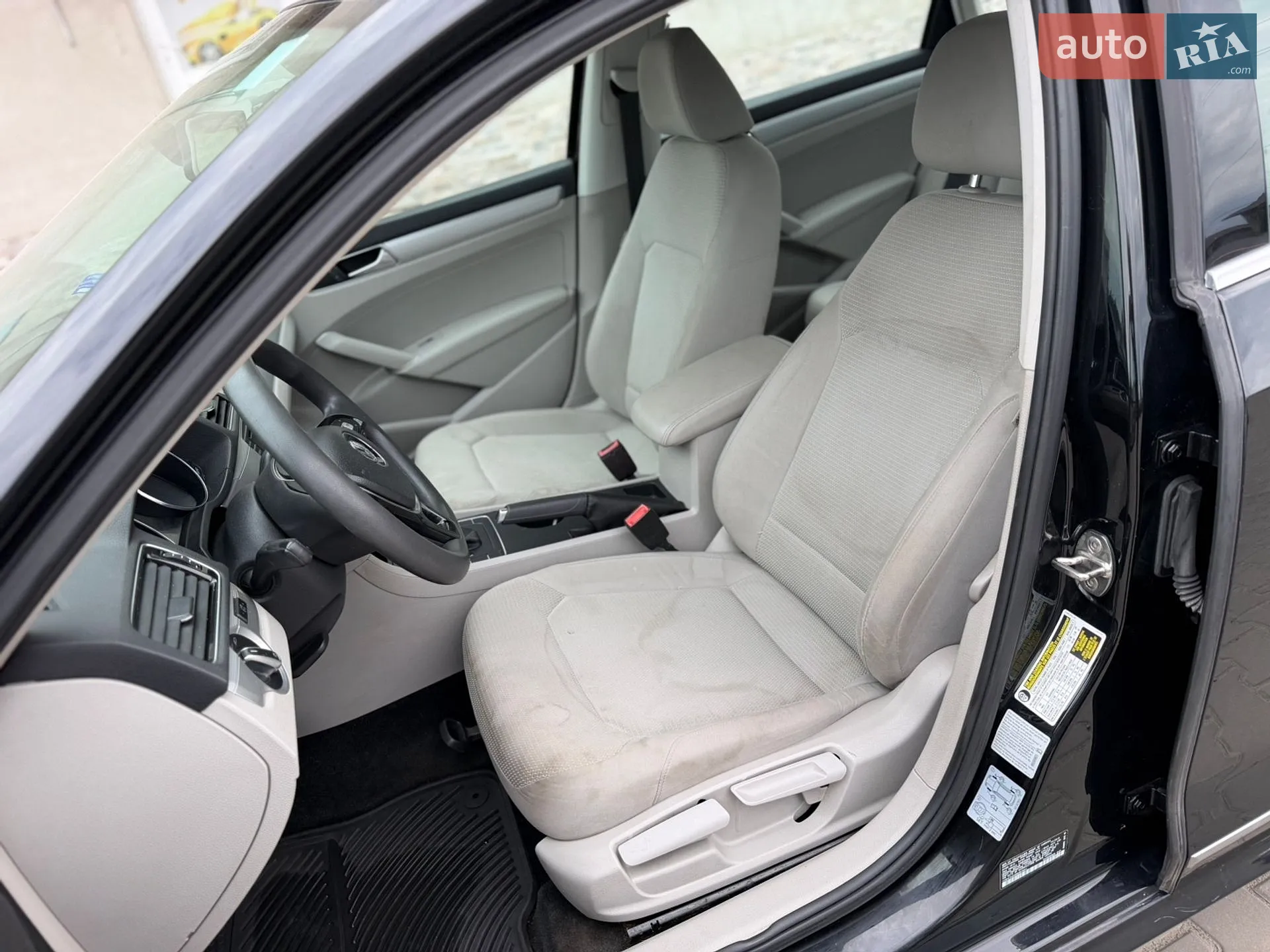 2015 Volkswagen Passat - мініатюра 16