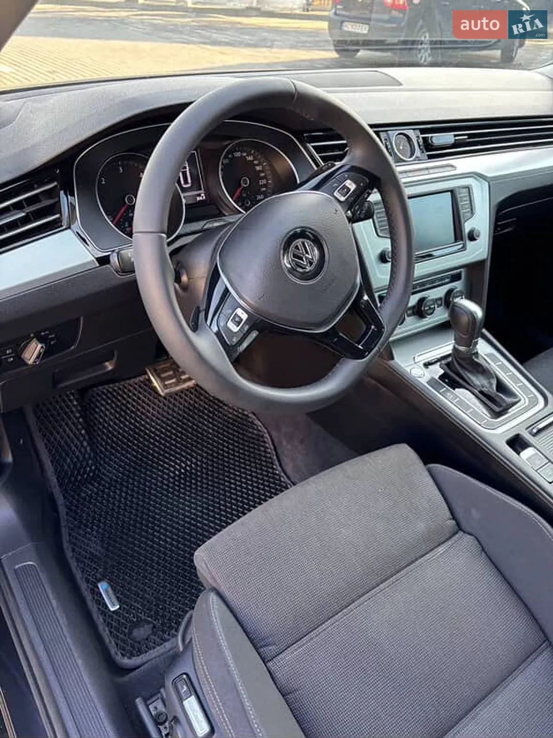2017 Volkswagen Passat - мініатюра 10