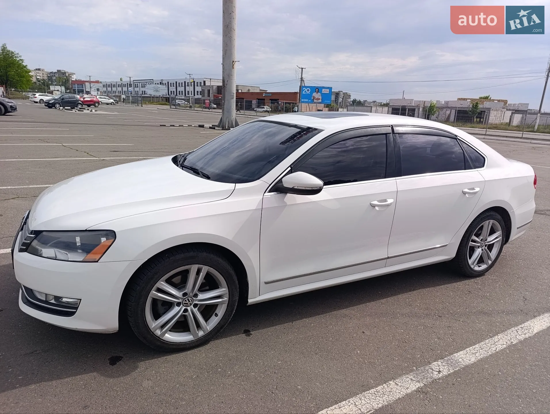2014 Volkswagen Passat - фото 1