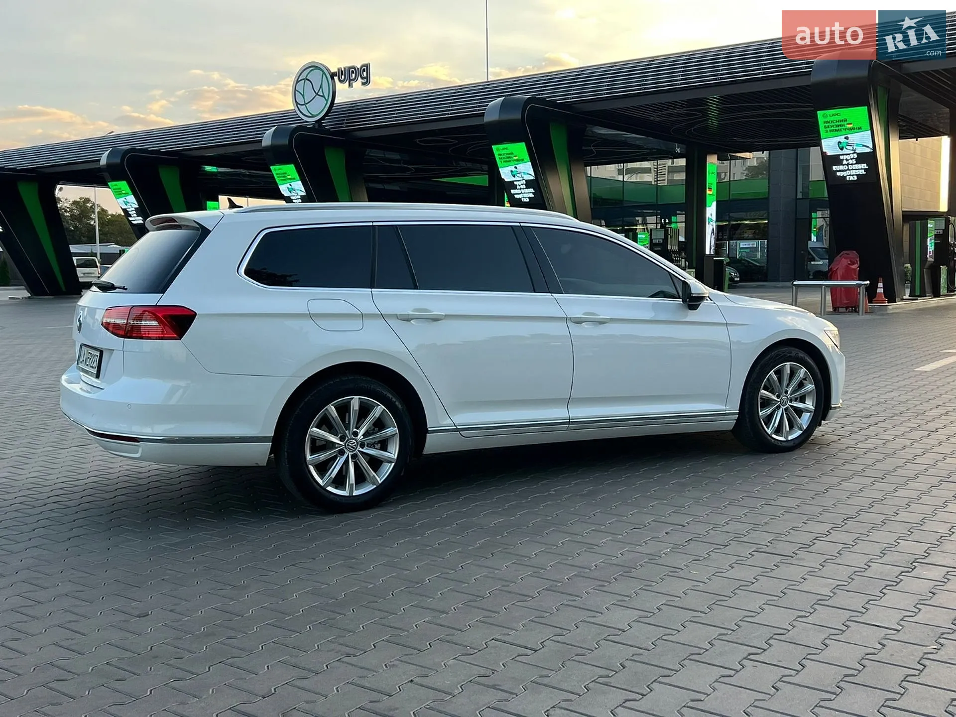 2015 Volkswagen Passat - мініатюра 10