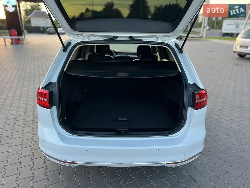Volkswagen Passat 2015 VIN WVWZZZ3CZGE034120 фото оголошення 27 з 94
