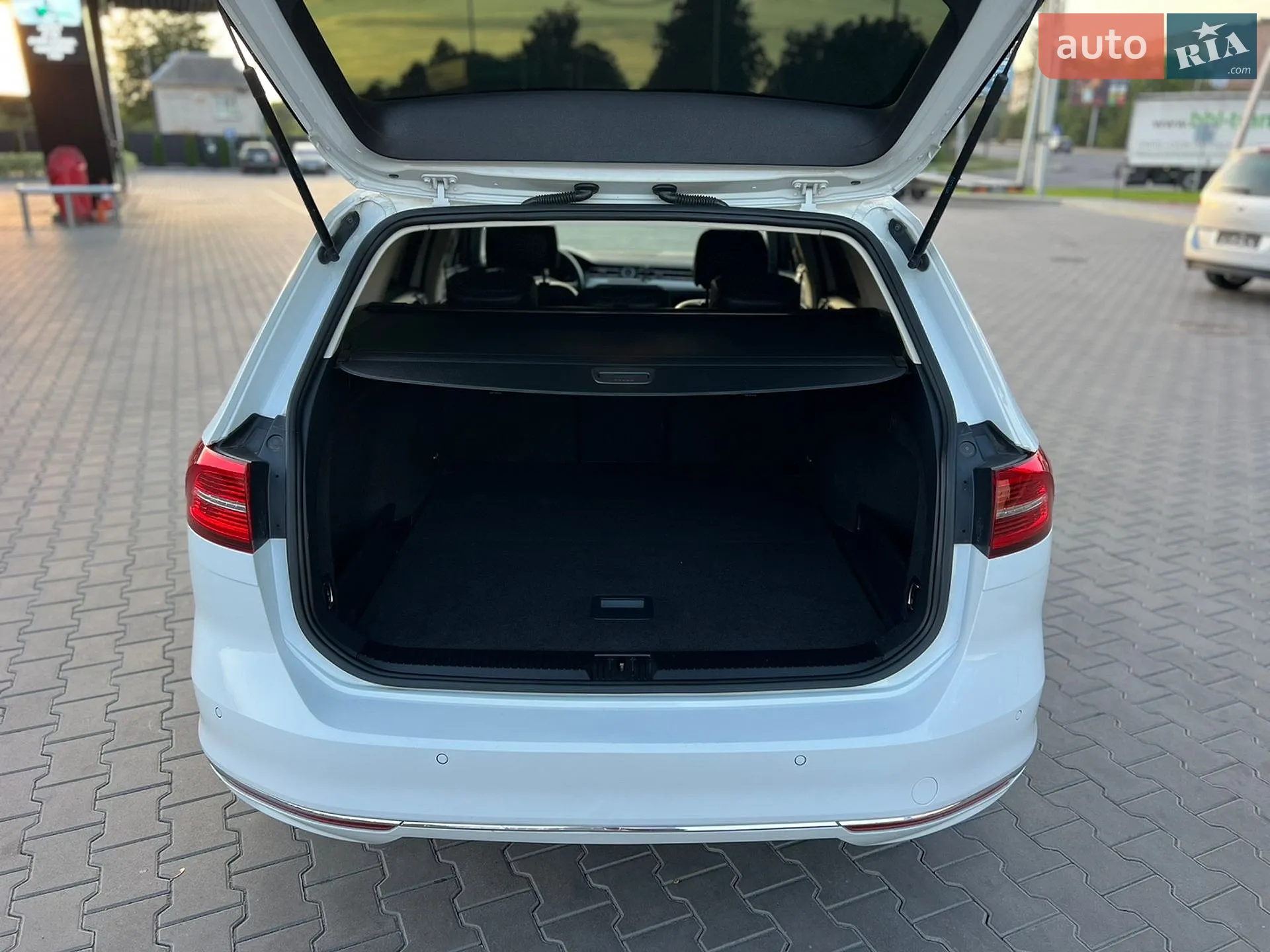 2015 Volkswagen Passat - мініатюра 27
