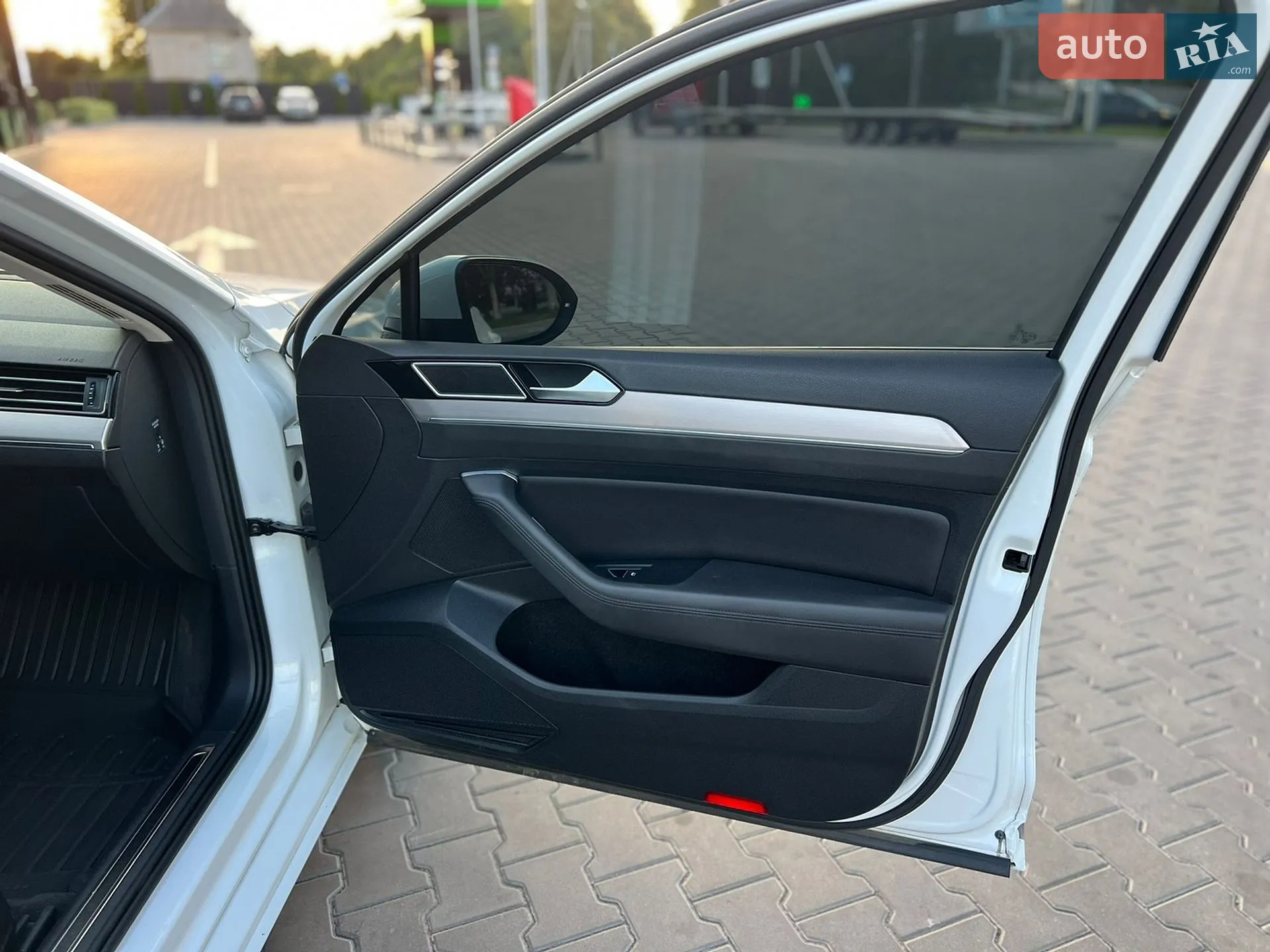 2015 Volkswagen Passat - мініатюра 38
