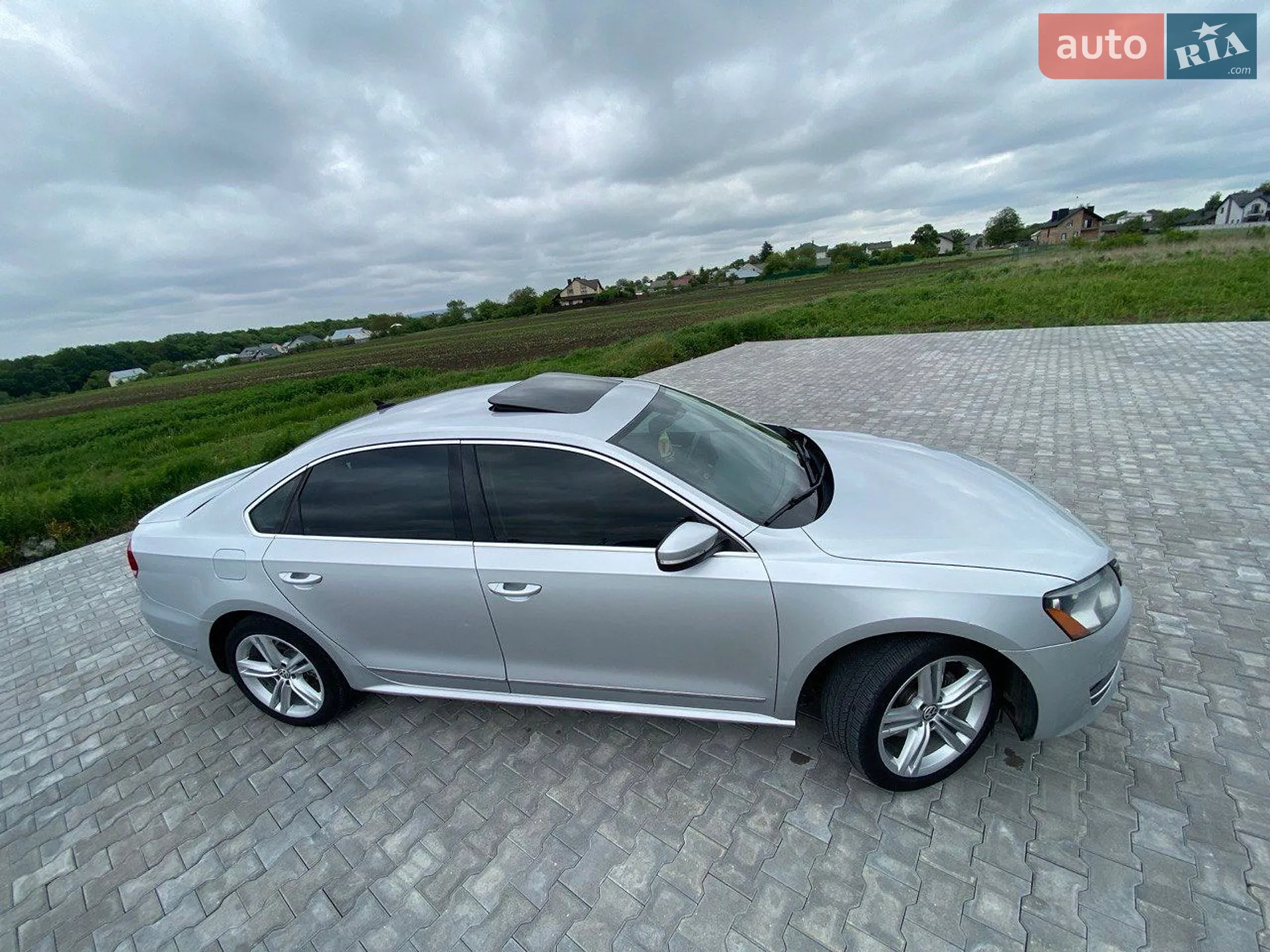 2012 Volkswagen Passat - мініатюра 2